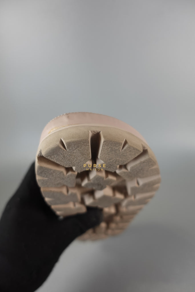 Quilted Nappa Leather Women's Slides in Beige Size 39 Eu (24.5 cm) | Purse Maison Luxury Bags Shop