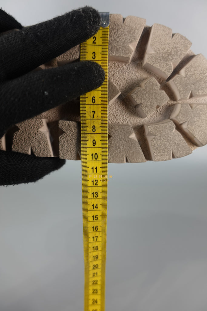 Quilted Nappa Leather Women's Slides in Beige Size 39 Eu (24.5 cm) | Purse Maison Luxury Bags Shop