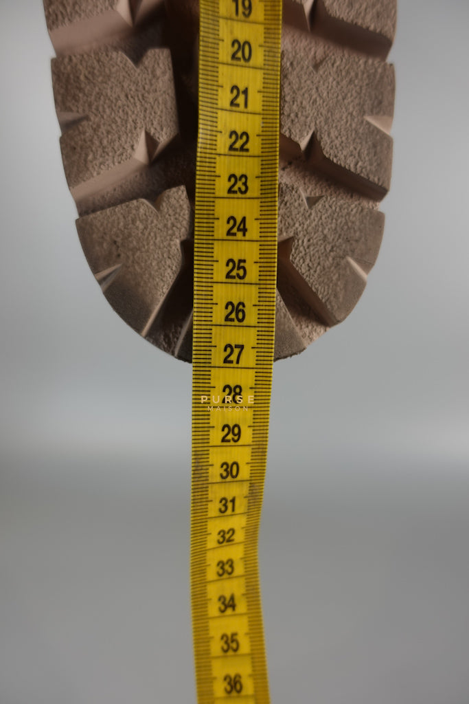 Quilted Nappa Leather Women's Slides in Beige Size 39 Eu (24.5 cm) | Purse Maison Luxury Bags Shop