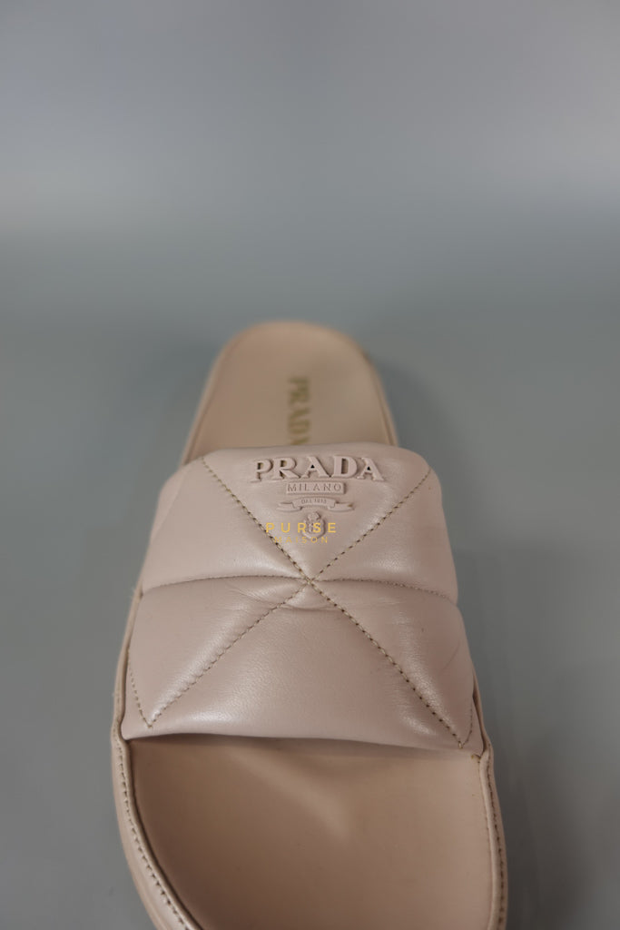 Quilted Nappa Leather Women's Slides in Beige Size 39 Eu (24.5 cm) | Purse Maison Luxury Bags Shop