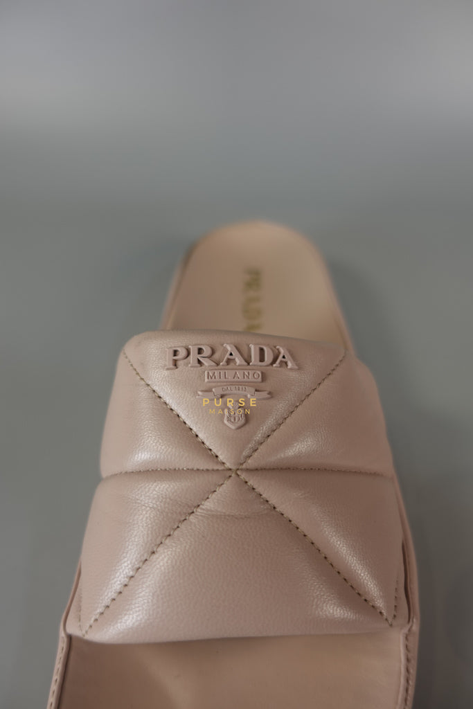 Quilted Nappa Leather Women's Slides in Beige Size 39 Eu (24.5 cm) | Purse Maison Luxury Bags Shop