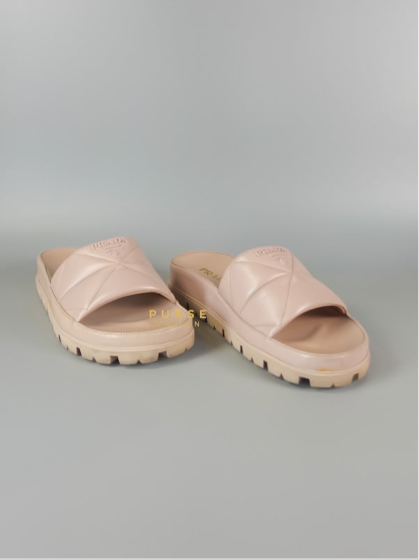 Quilted Nappa Leather Women's Slides in Beige Size 39 Eu (24.5 cm) | Purse Maison Luxury Bags Shop