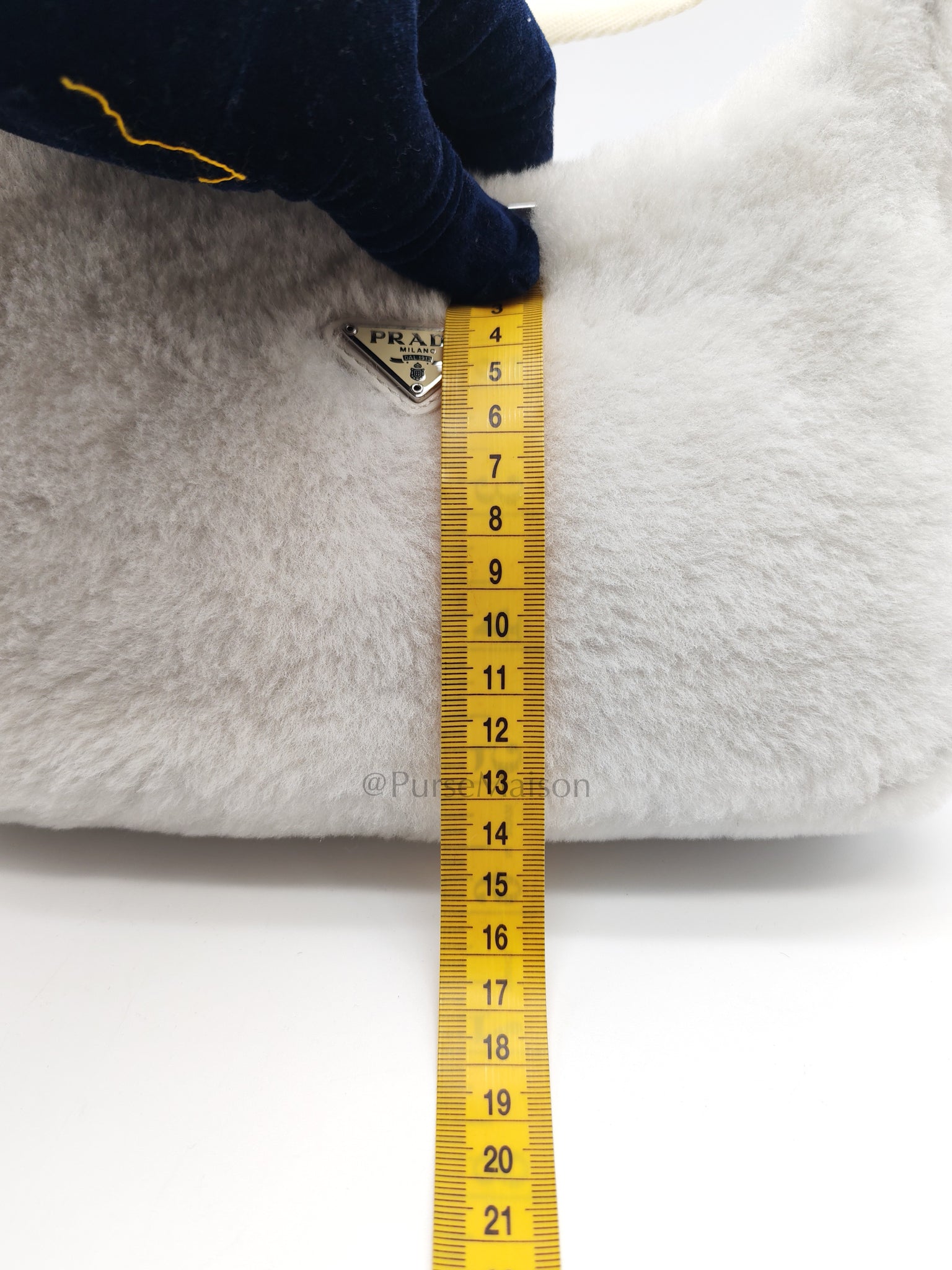 Re-edition 2000 Shearling in Off-White Wool Shoulder Bag | Purse Maison Luxury Bags Shop