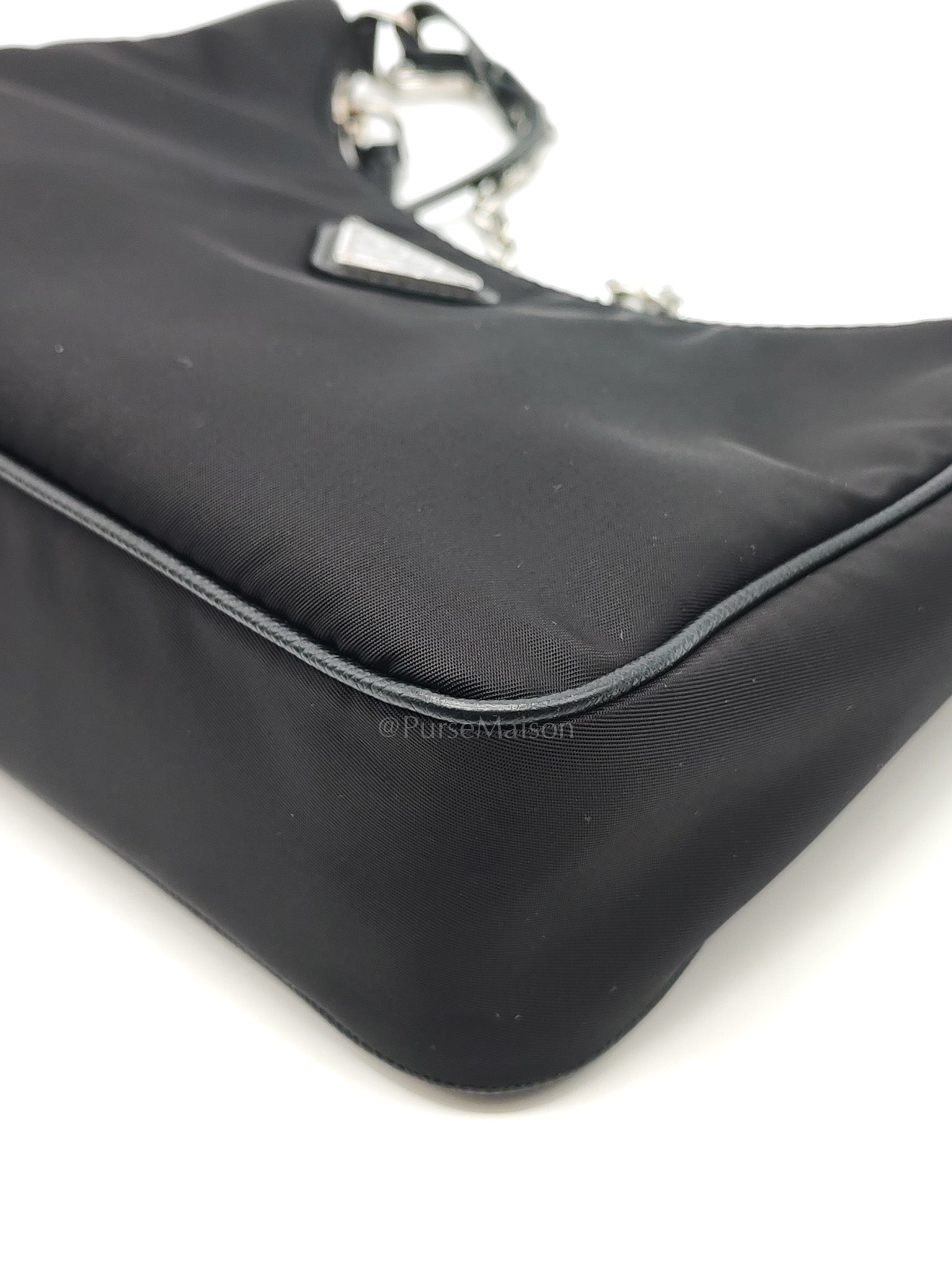 Re-Edition 2005 in Black Nylon Shoulder Bag | Purse Maison Luxury Bags Shop