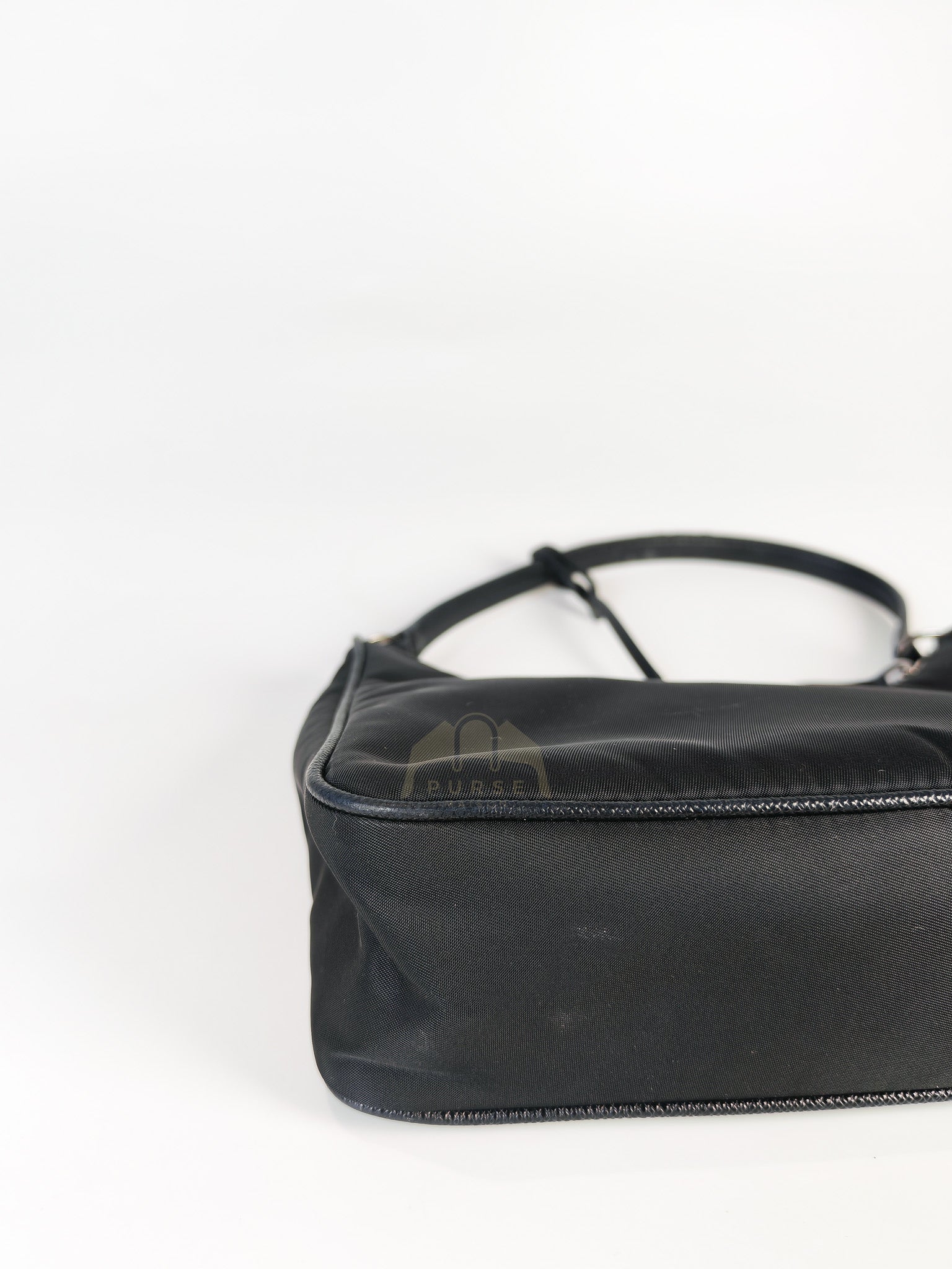 Re-Edition 2005 Shoulder Bag in Black Tessuto Nylon & Silver Hardware | Purse Maison Luxury Bags Shop
