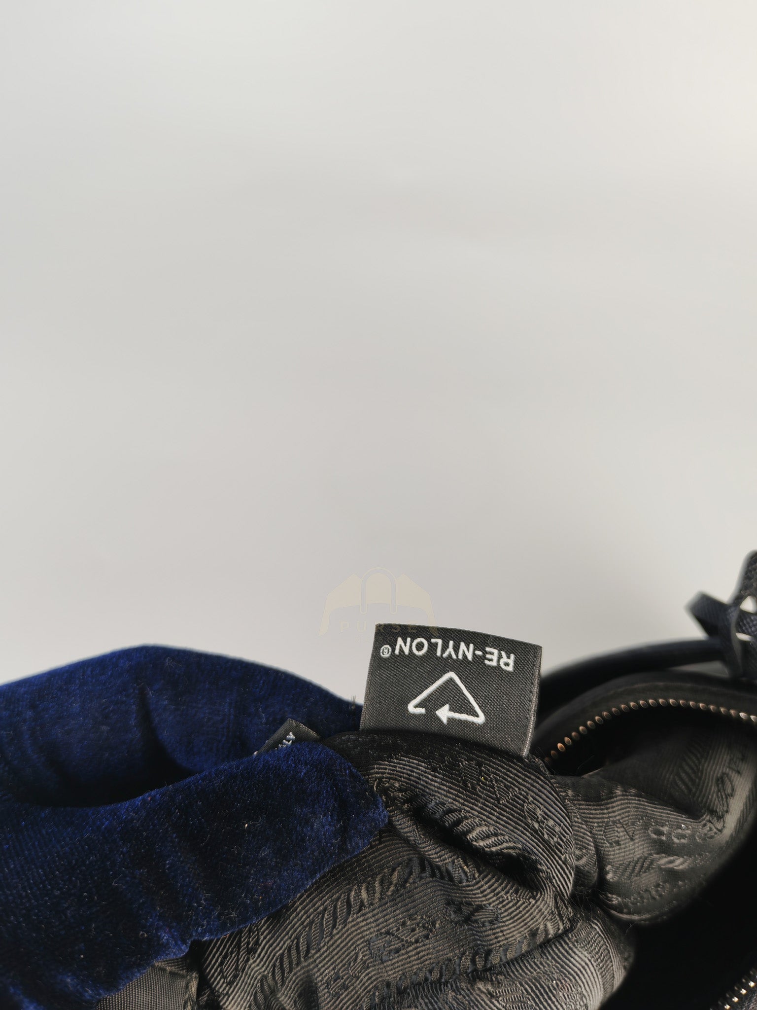 Re-Edition 2005 Shoulder Bag in Black Tessuto Nylon & Silver Hardware | Purse Maison Luxury Bags Shop