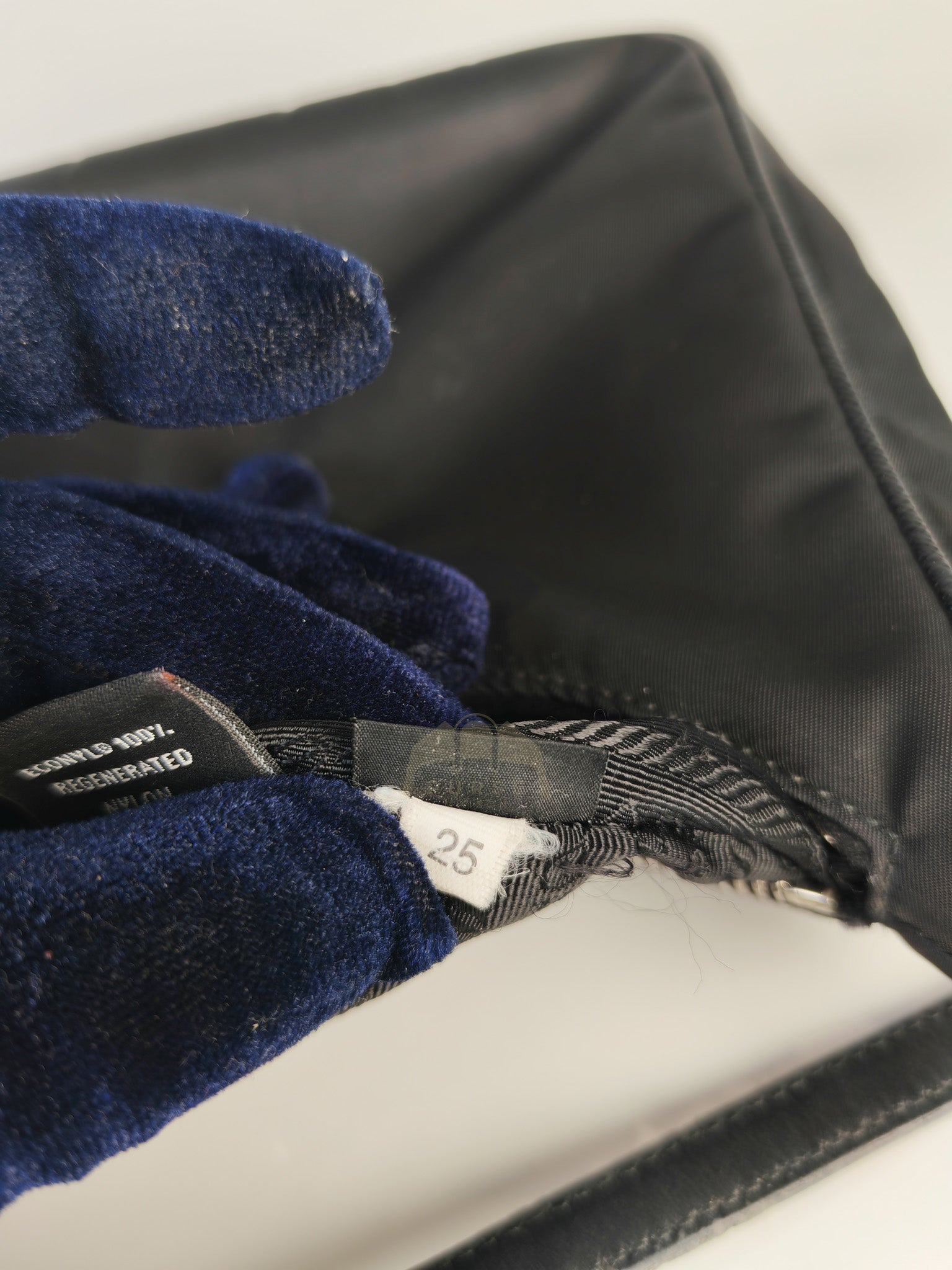 Re-Edition 2005 Shoulder Bag in Black Tessuto Nylon & Silver Hardware | Purse Maison Luxury Bags Shop