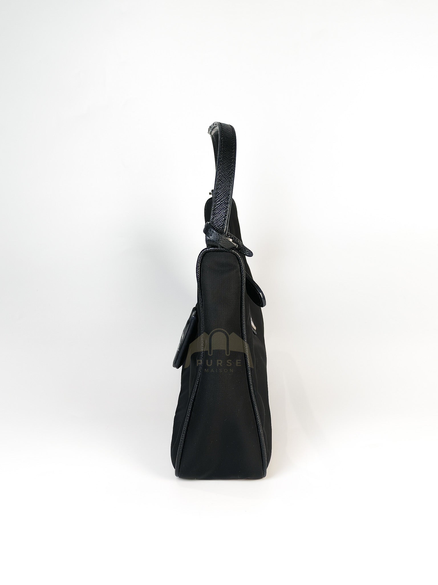 Re-Edition 2005 Shoulder Bag in Black Tessuto Nylon & Silver Hardware | Purse Maison Luxury Bags Shop