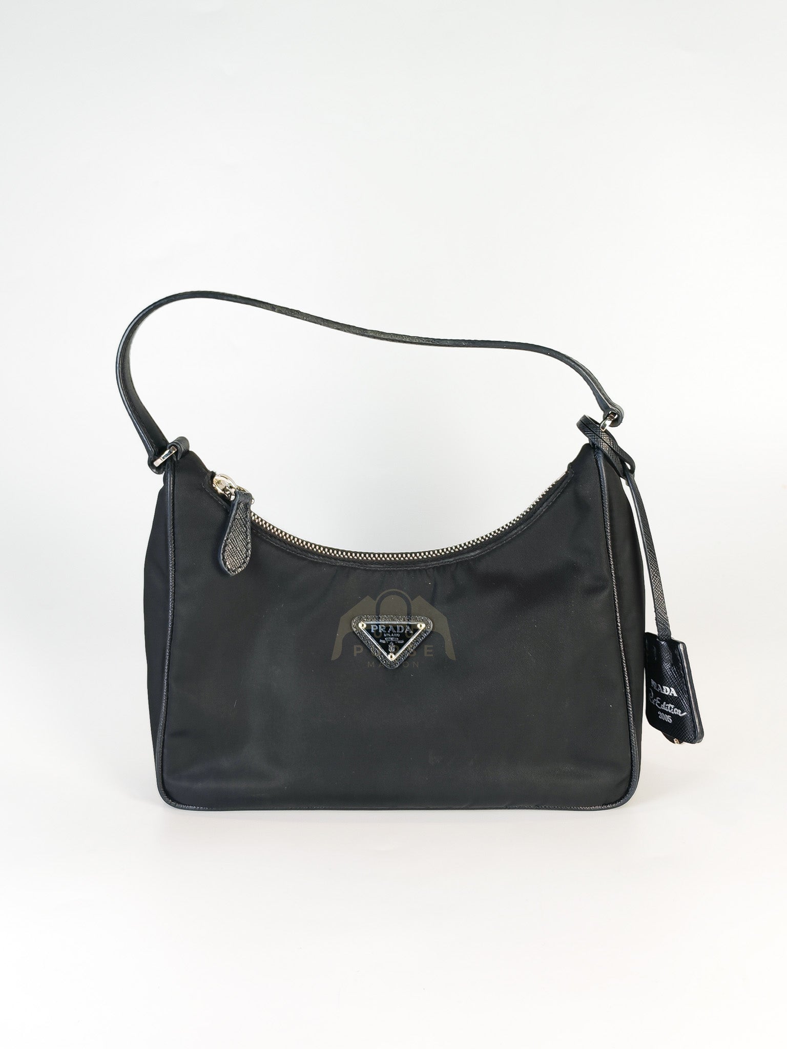 Re-Edition 2005 Shoulder Bag in Black Tessuto Nylon & Silver Hardware | Purse Maison Luxury Bags Shop