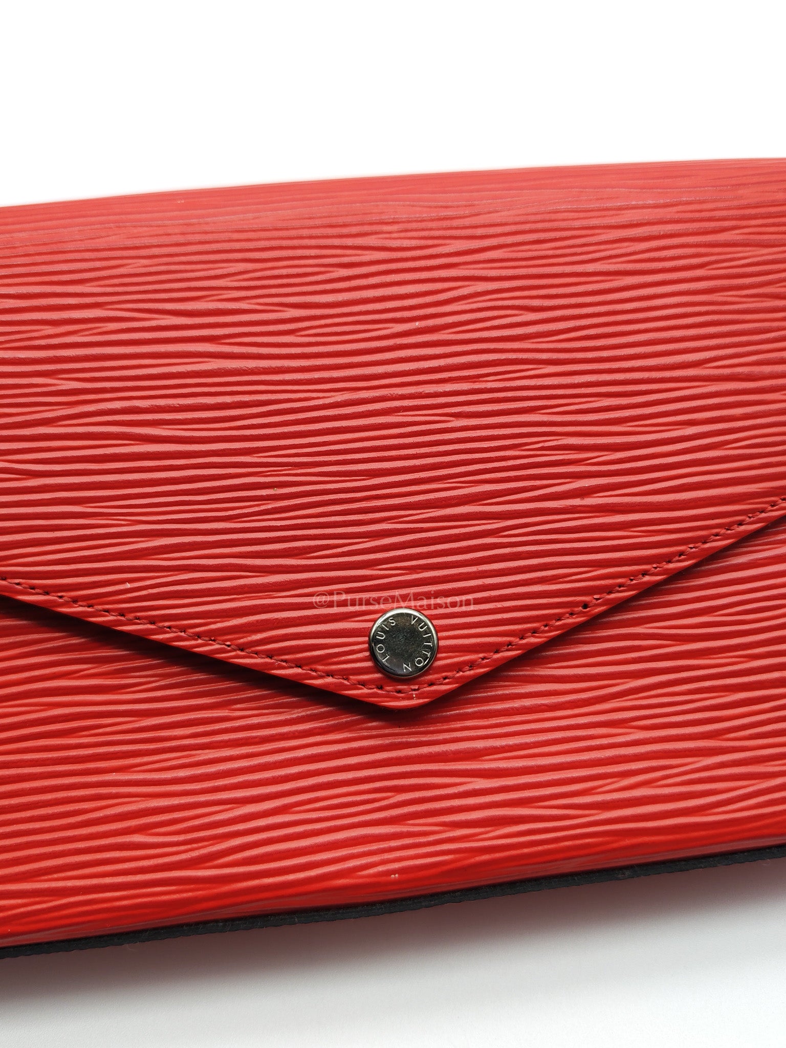 Felicie GM in Red Epi Leather Silver Hardware (Date code: TJ0117)