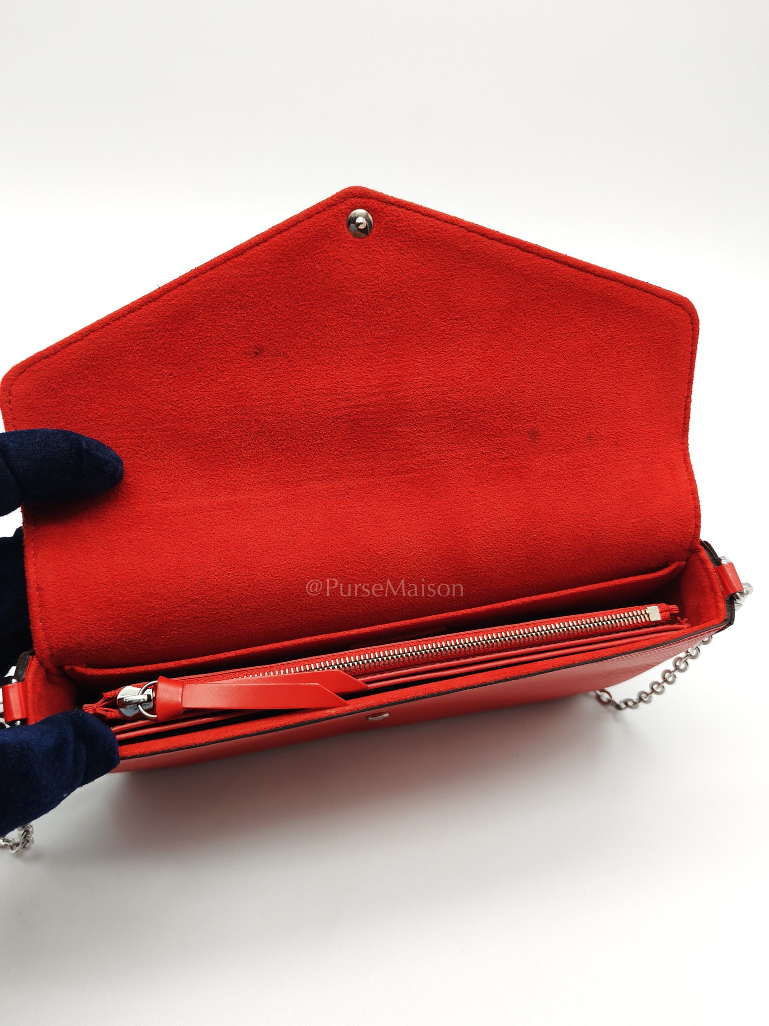 Felicie GM in Red Epi Leather Silver Hardware (Date code: TJ0117)