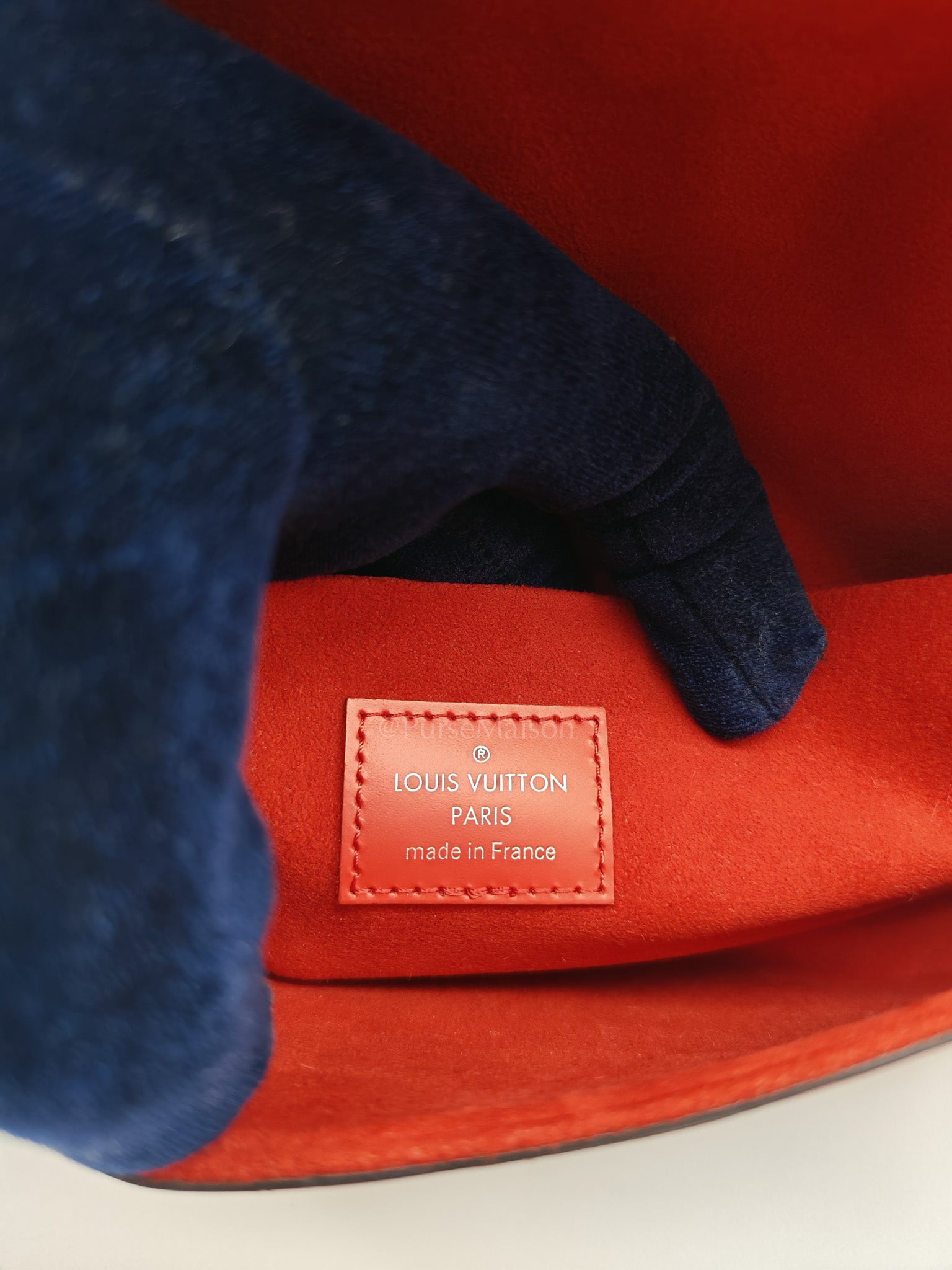 Felicie GM in Red Epi Leather Silver Hardware (Date code: TJ0117)