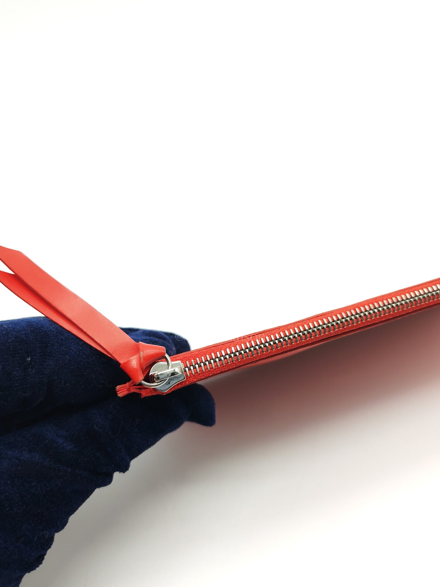 Felicie GM in Red Epi Leather Silver Hardware (Date code: TJ0117)