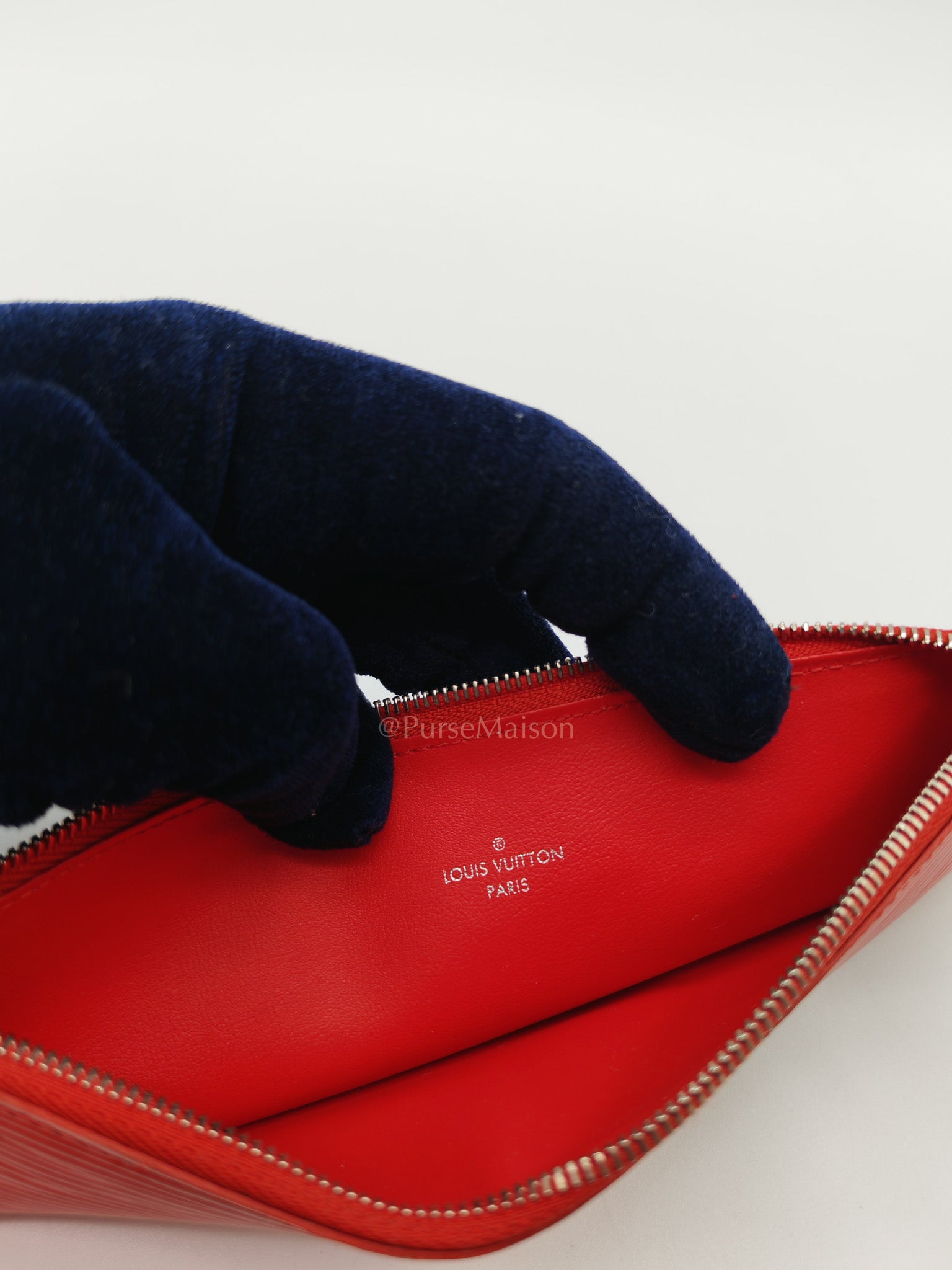 Felicie GM in Red Epi Leather Silver Hardware (Date code: TJ0117)