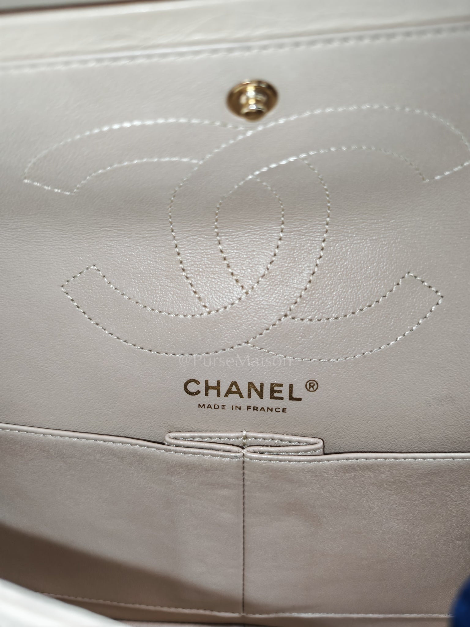 Reissue 2.55 in Beige Distressed Calfskin Leather an Aged Gold Hardwadre Series 18 | Purse Maison Luxury Bags Shop