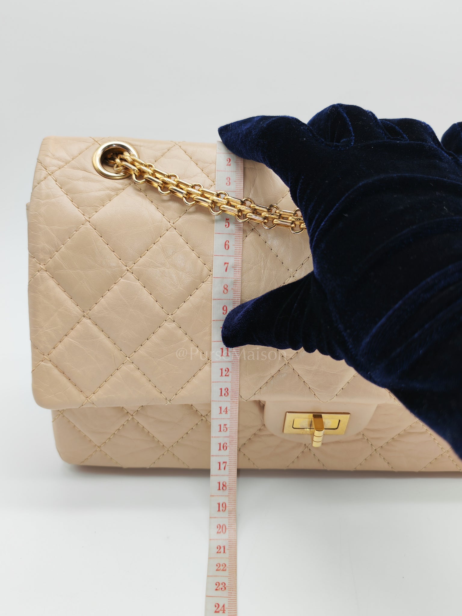 Reissue 2.55 in Beige Distressed Calfskin Leather an Aged Gold Hardwadre Series 18 | Purse Maison Luxury Bags Shop