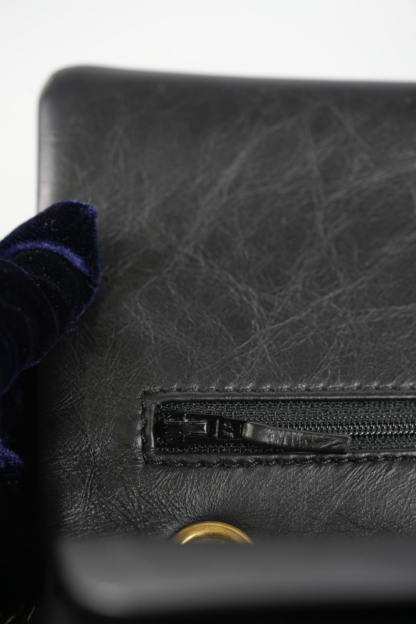 Reissue 2.55 Size 226 (Medium) in Black Quilted Calfskin Leather & Gold Hardware Series 21 | Purse Maison Luxury Bags Shop