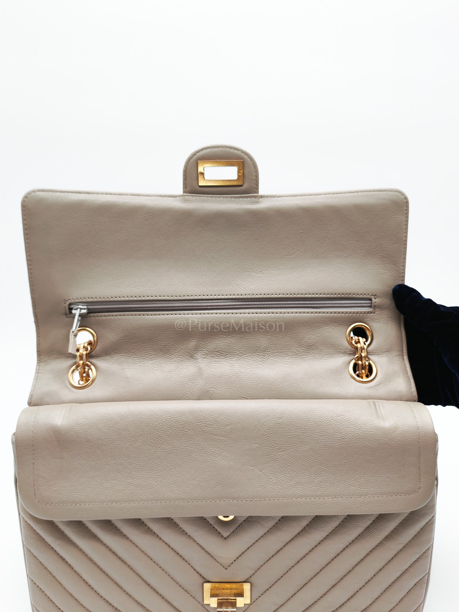 Reissue 2.55 Size 226 in Gray Beige Chevron Calfskin Leather Aged Gold Hardware(Series 27) | Purse Maison Luxury Bags Shop