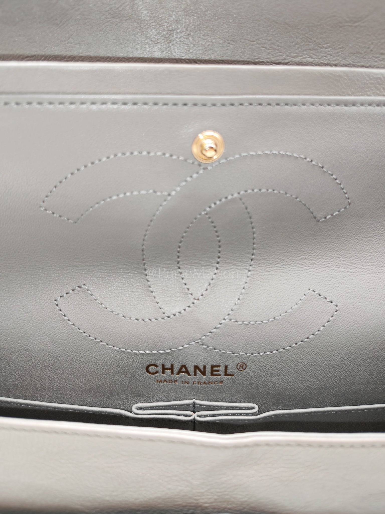 Reissue 2.55 Size 226 in Gray Beige Chevron Calfskin Leather Aged Gold Hardware(Series 27) | Purse Maison Luxury Bags Shop