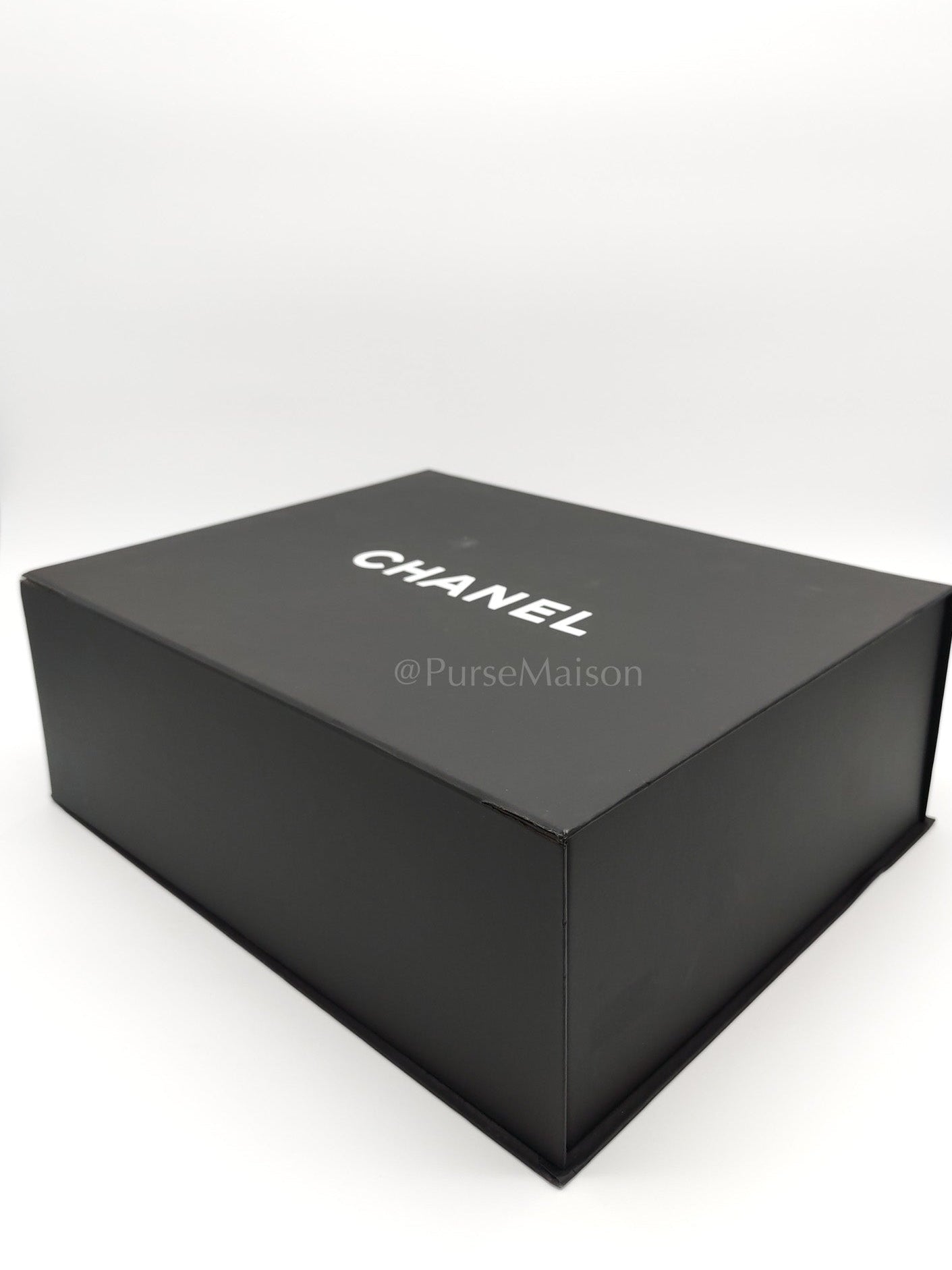 Reissue 2.55 Size 226 in Gray Beige Chevron Calfskin Leather Aged Gold Hardware(Series 27) | Purse Maison Luxury Bags Shop