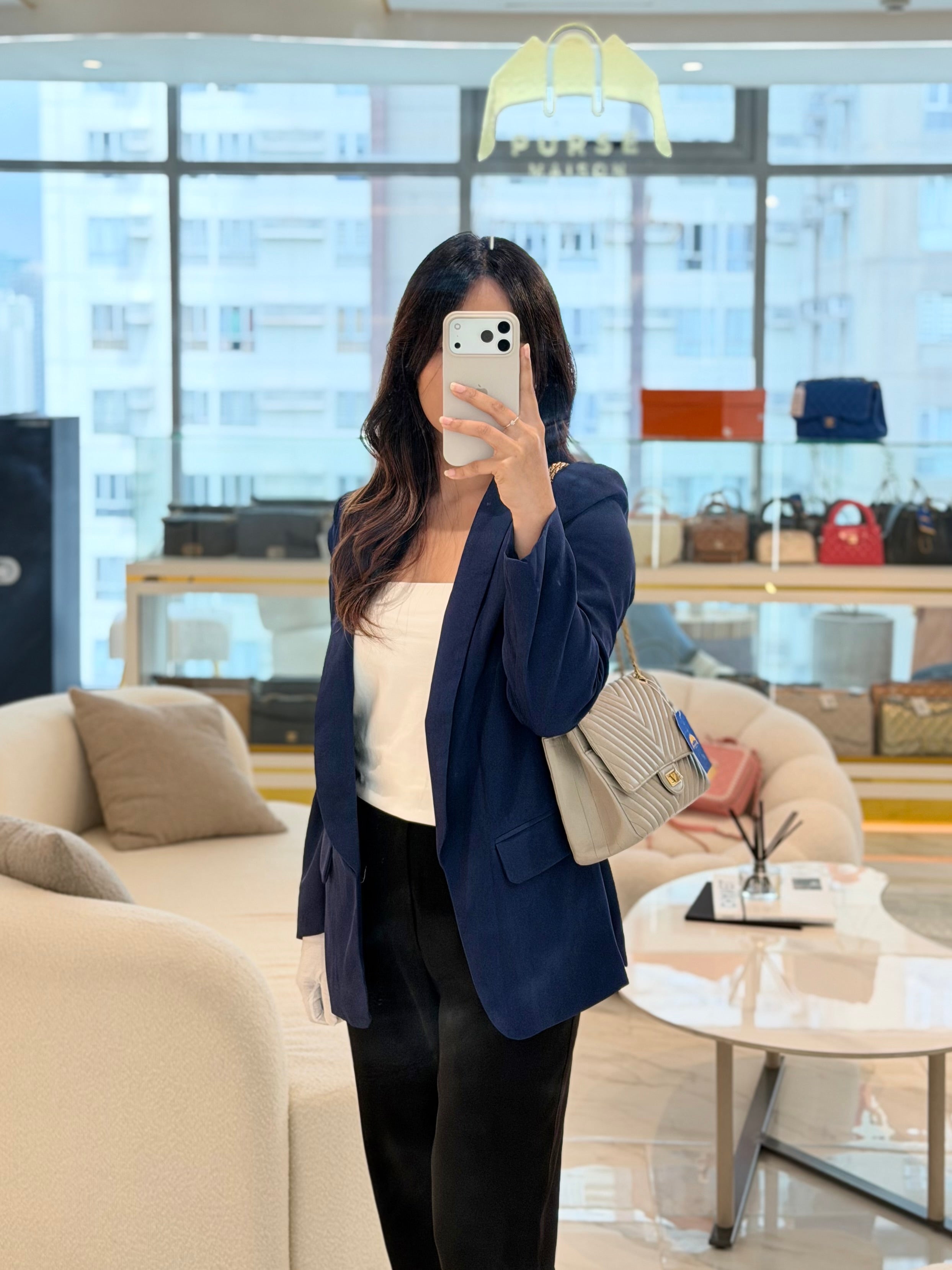 Reissue 2.55 Size 226 in Gray Beige Chevron Calfskin Leather Aged Gold Hardware(Series 27) | Purse Maison Luxury Bags Shop