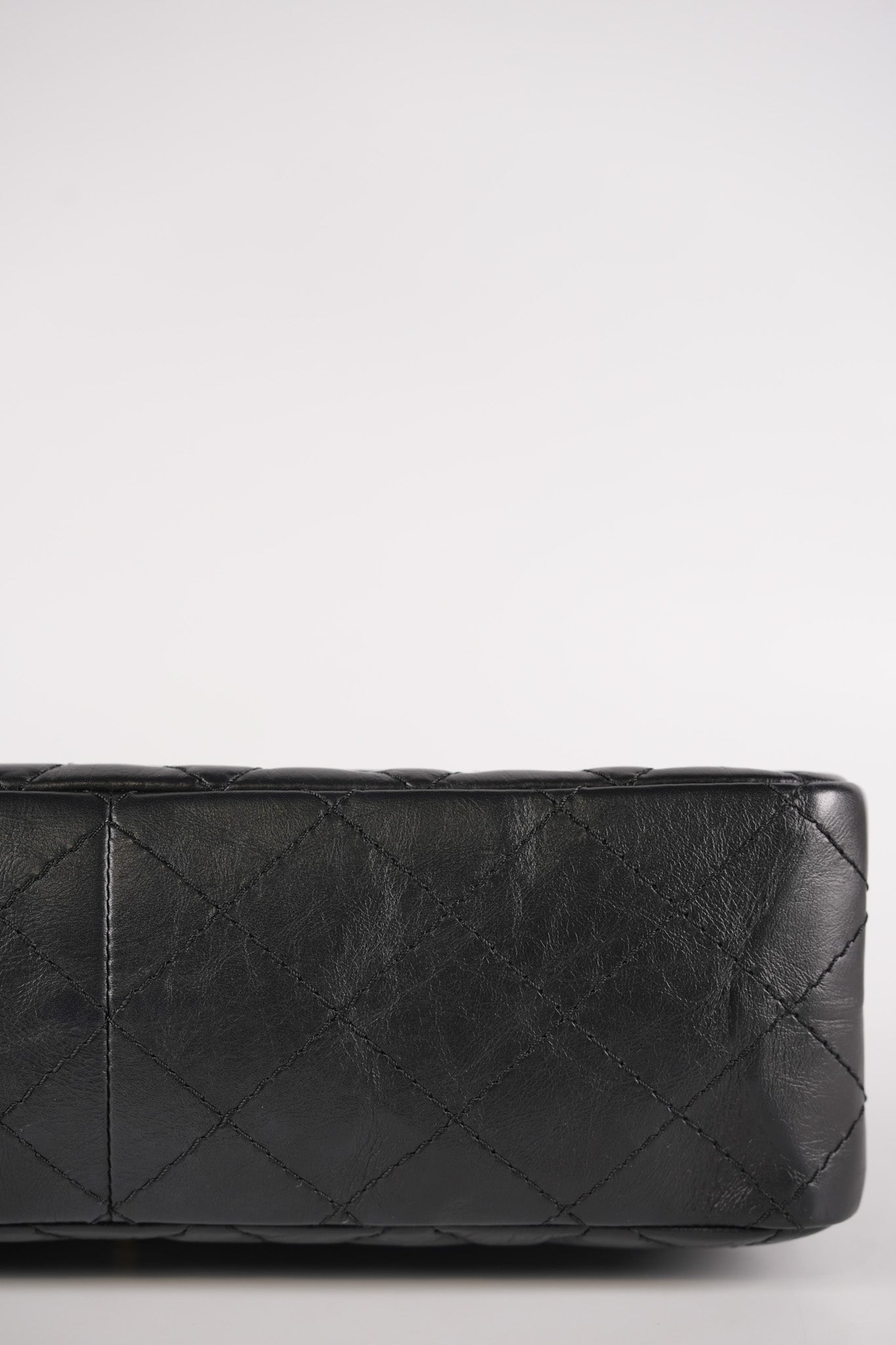 Reissue 2.55 Size 226 (Medium) in Black Quilted Calfskin Leather & Gold Hardware Series 21 | Purse Maison Luxury Bags Shop