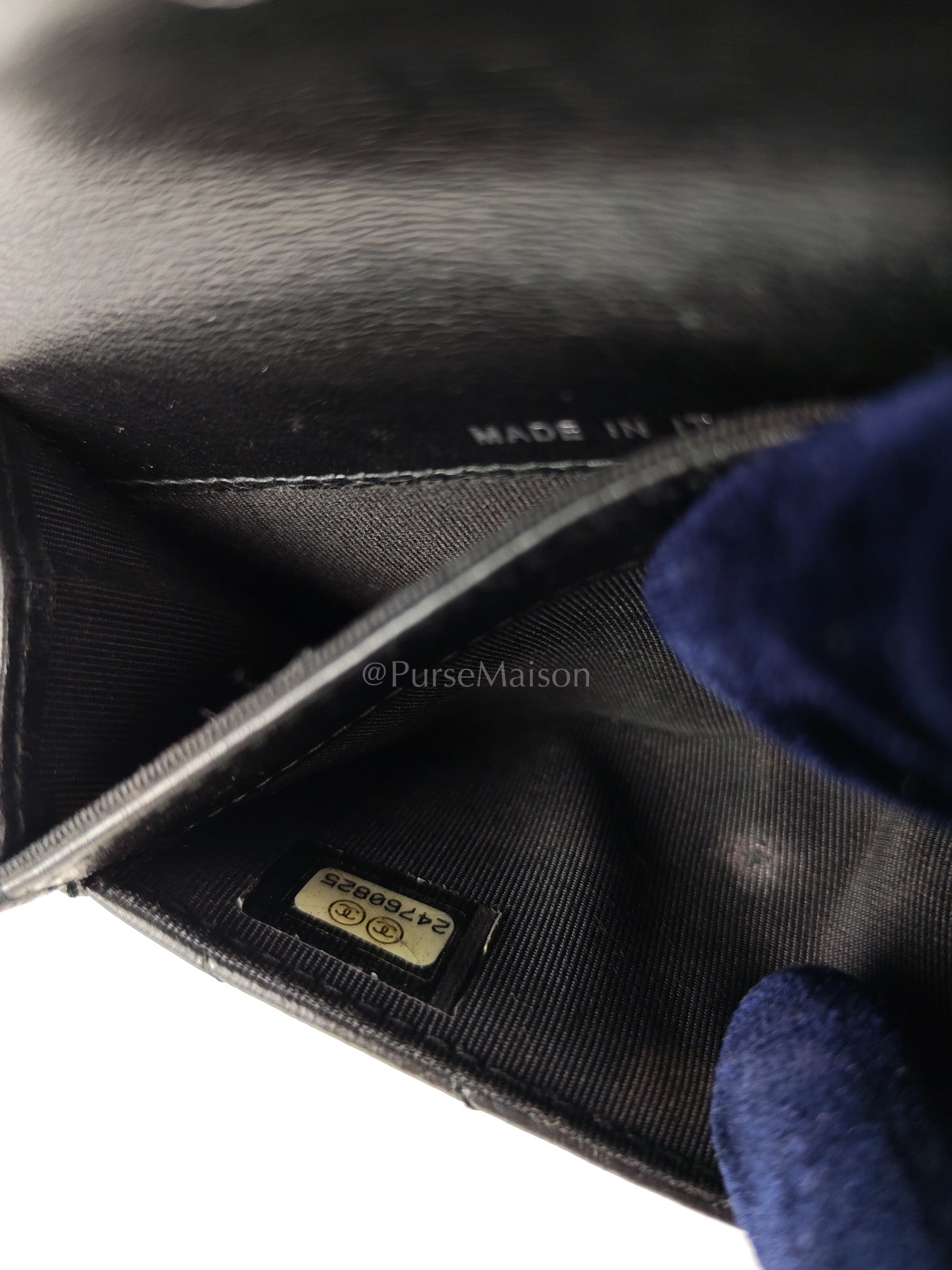 Reissue Flap Card Holder So Black in Distressed Calfskin Leather Series 24 | Purse Maison Luxury Bags Shop