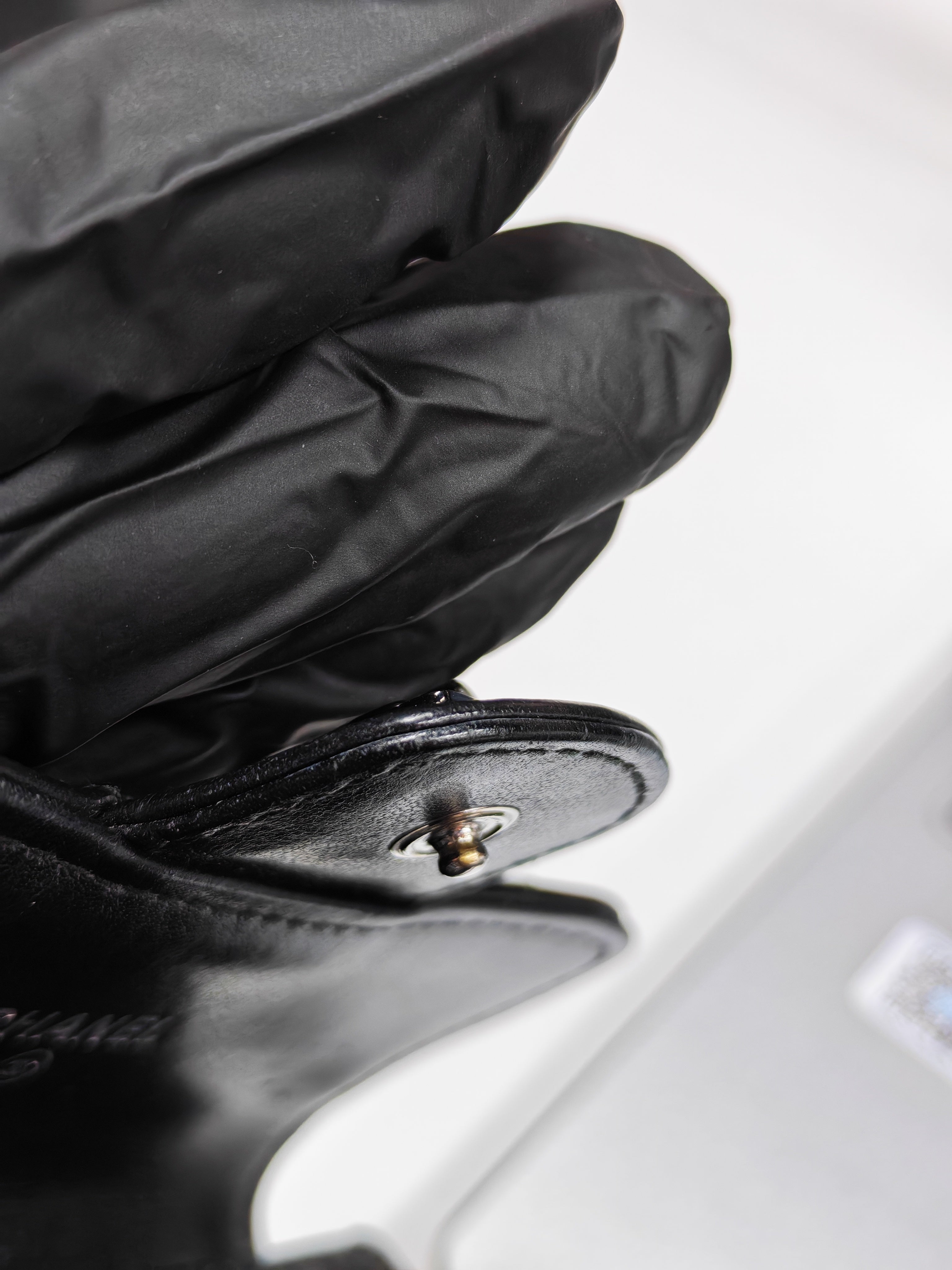 Reissue Flap Card Holder So Black in Distressed Calfskin Leather Series 24 | Purse Maison Luxury Bags Shop