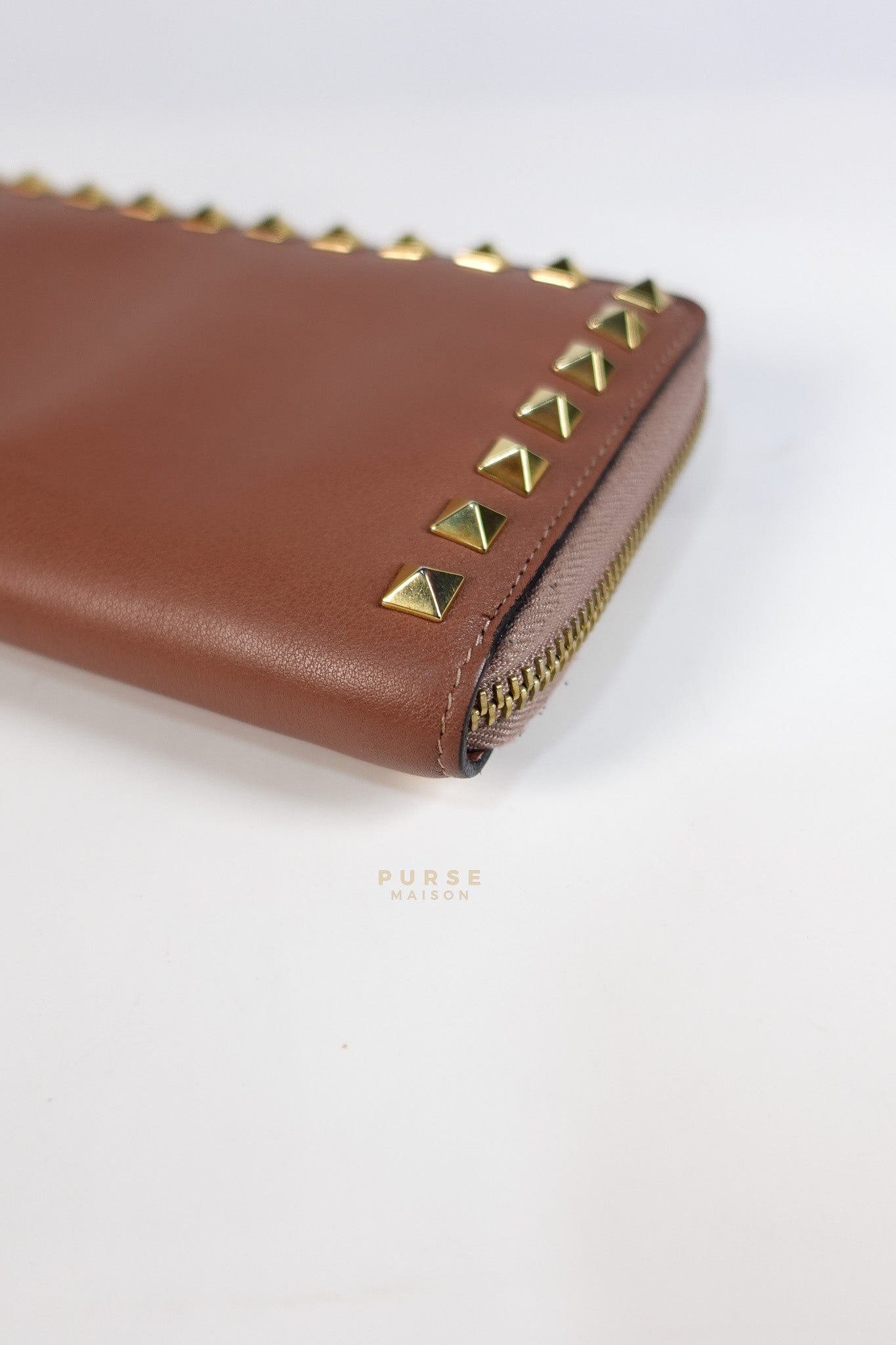 Rockstud Zip Around Long Wallet in Brown Calfskin Leather | Purse Maison Luxury Bags Shop