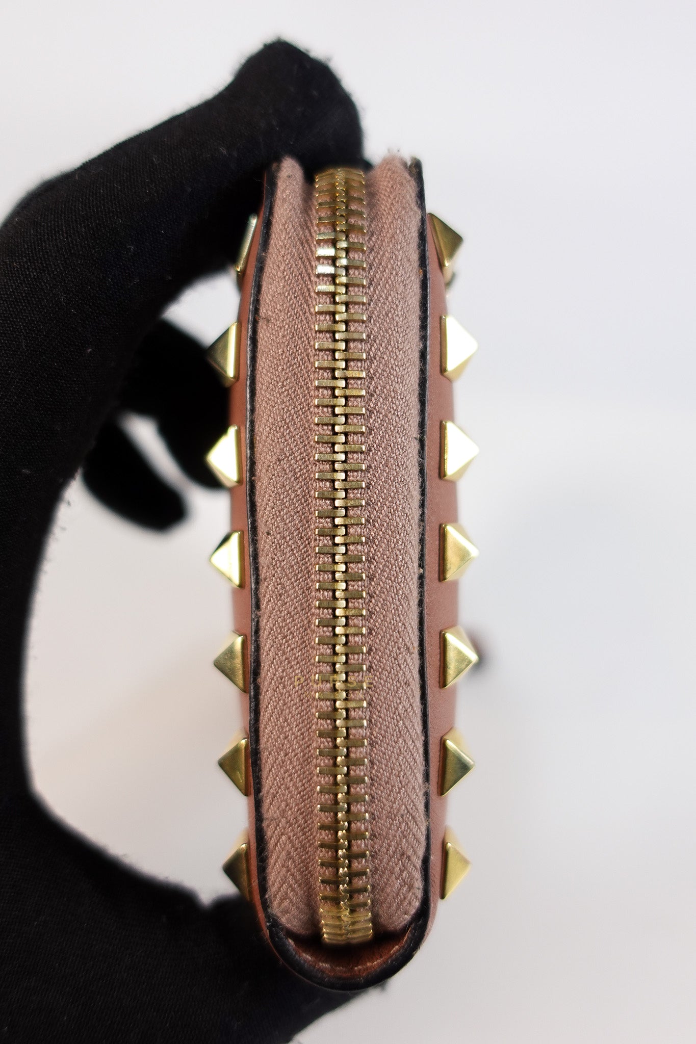 Rockstud Zip Around Long Wallet in Brown Calfskin Leather | Purse Maison Luxury Bags Shop