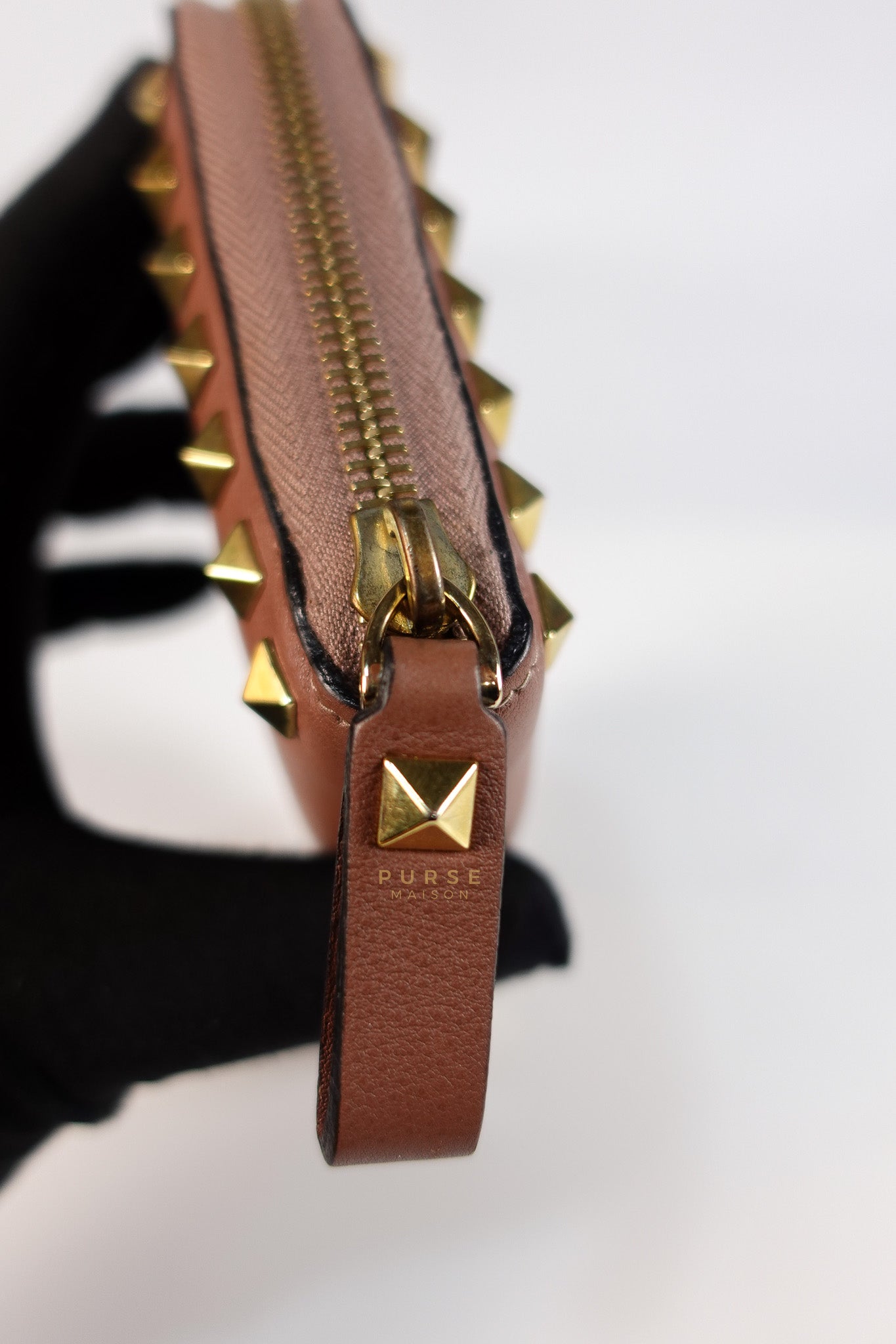 Rockstud Zip Around Long Wallet in Brown Calfskin Leather | Purse Maison Luxury Bags Shop
