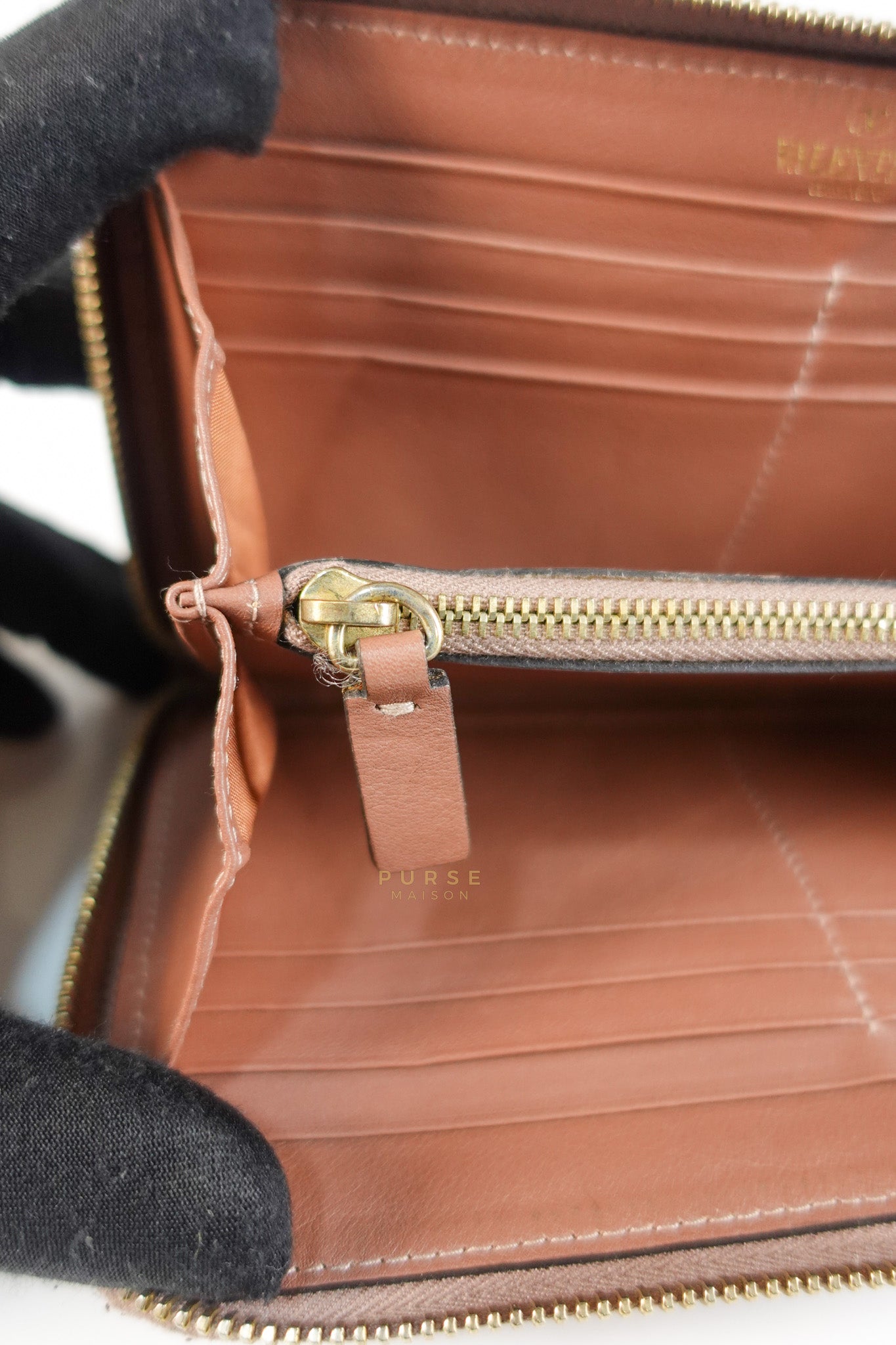 Rockstud Zip Around Long Wallet in Brown Calfskin Leather | Purse Maison Luxury Bags Shop