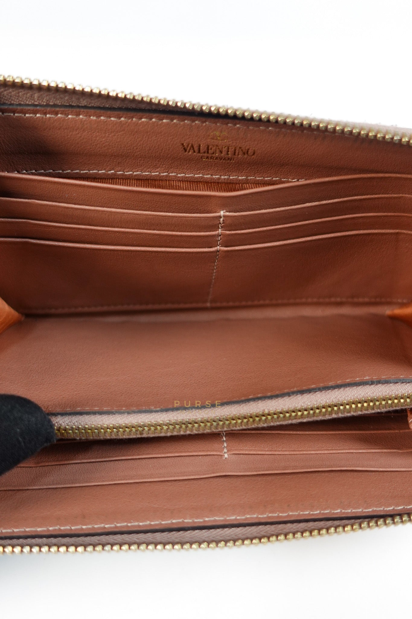 Rockstud Zip Around Long Wallet in Brown Calfskin Leather | Purse Maison Luxury Bags Shop