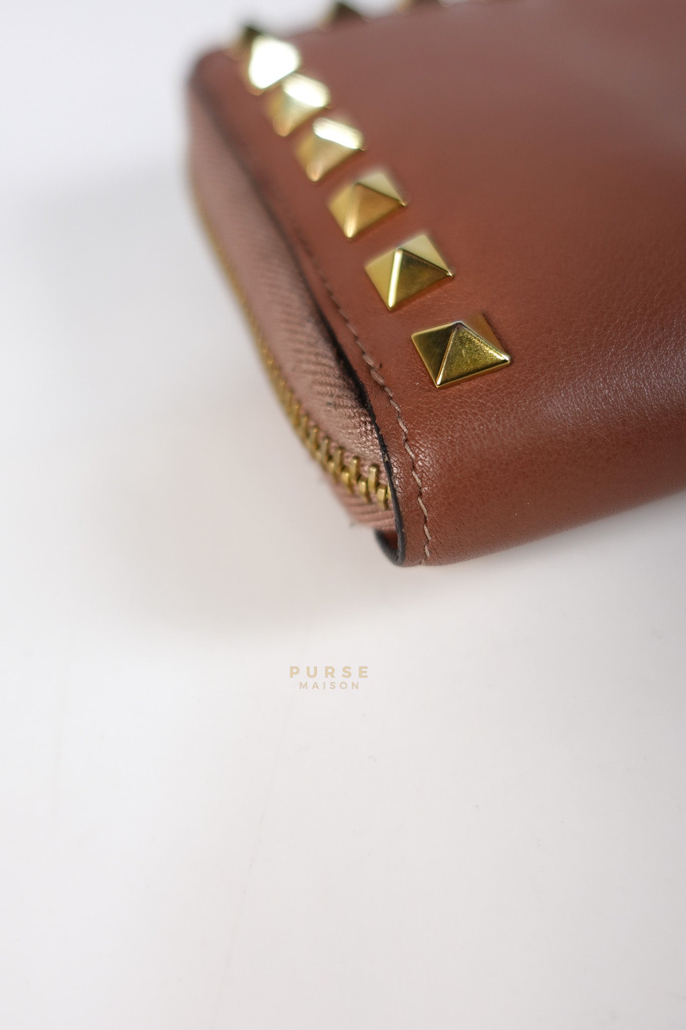 Rockstud Zip Around Long Wallet in Brown Calfskin Leather | Purse Maison Luxury Bags Shop
