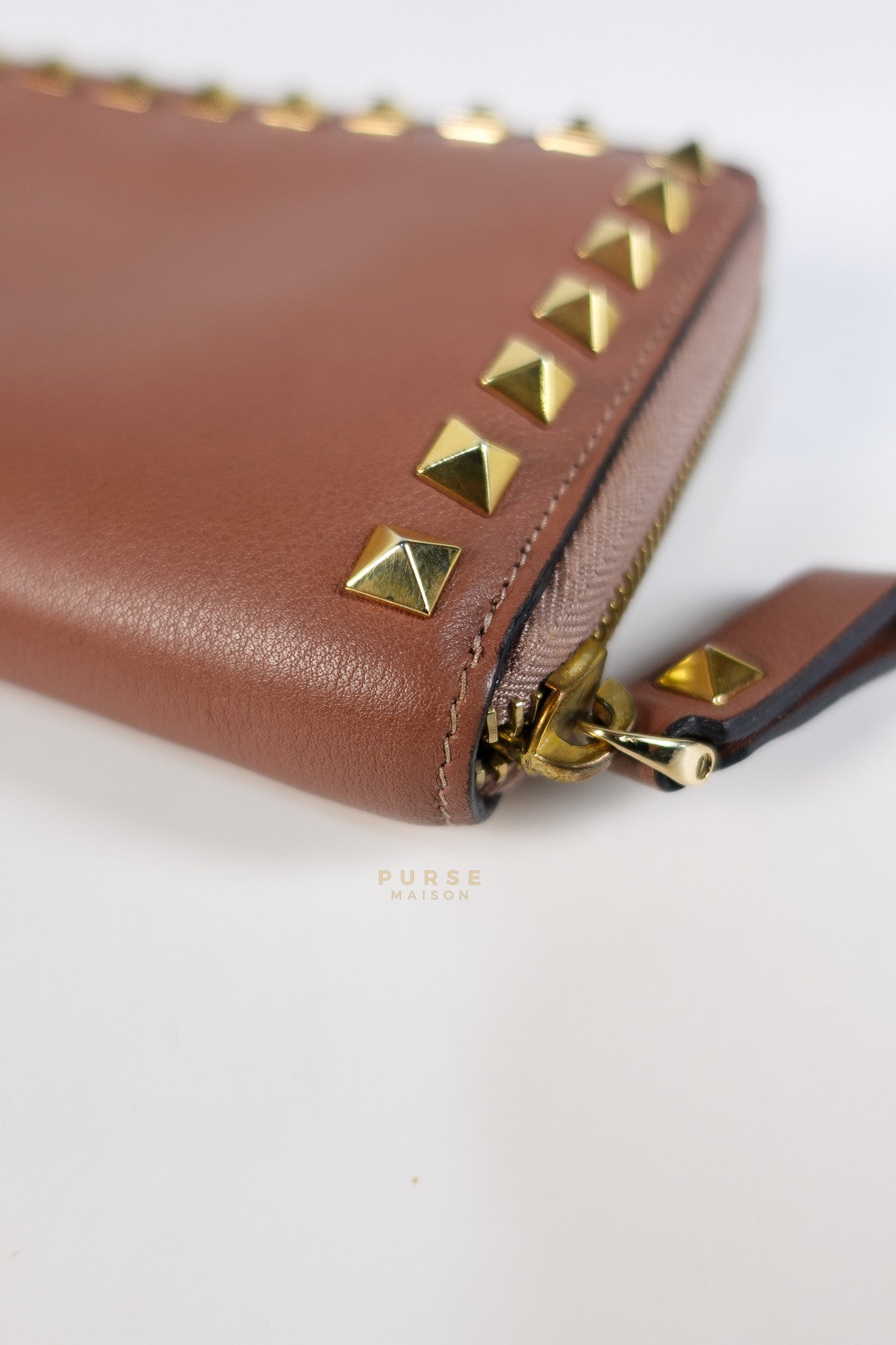 Rockstud Zip Around Long Wallet in Brown Calfskin Leather | Purse Maison Luxury Bags Shop