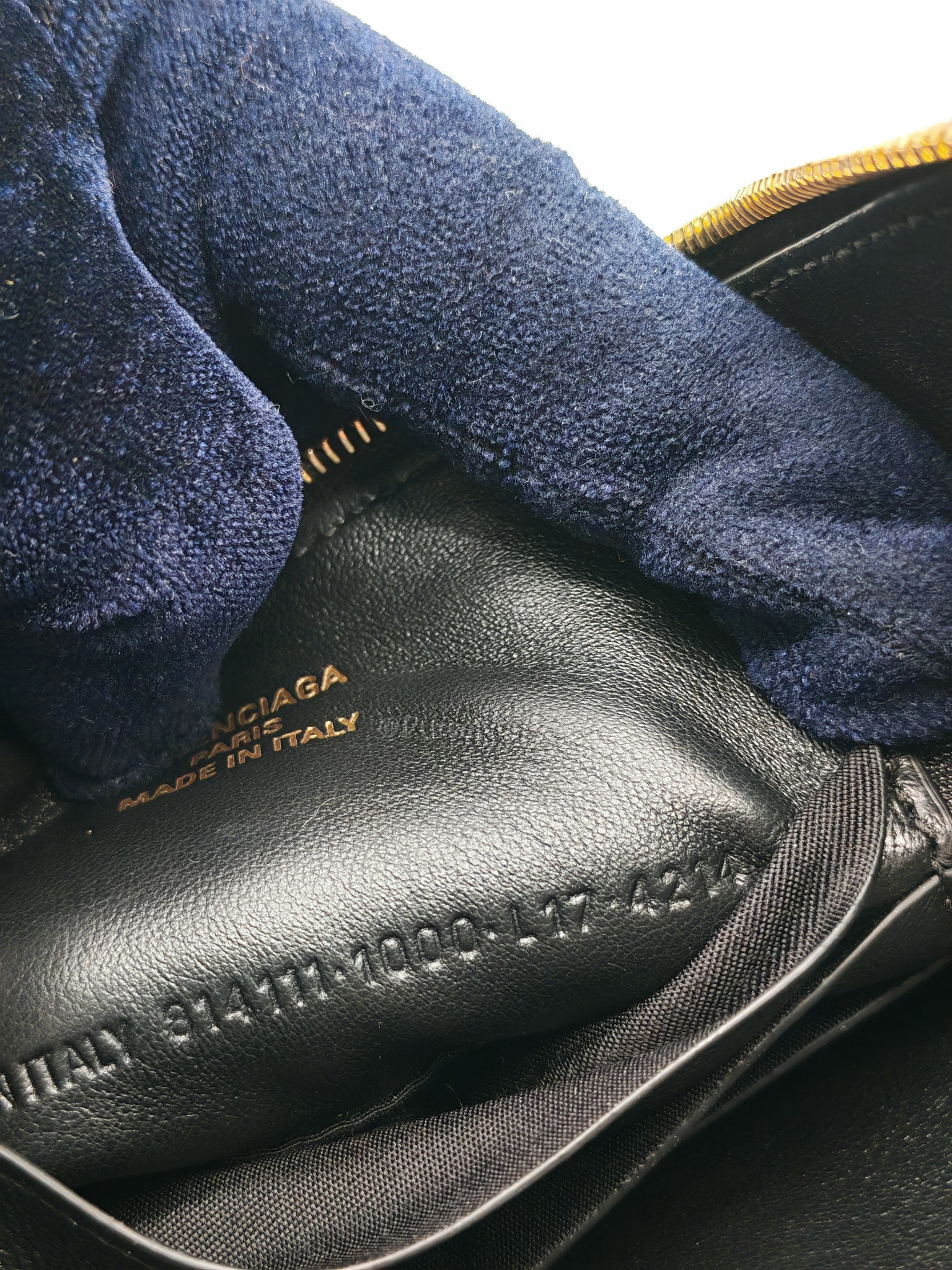 Rodeo Shoulder Bag in Black Calfskin Leather & Gold Hardware | Purse Maison Luxury Bags Shop