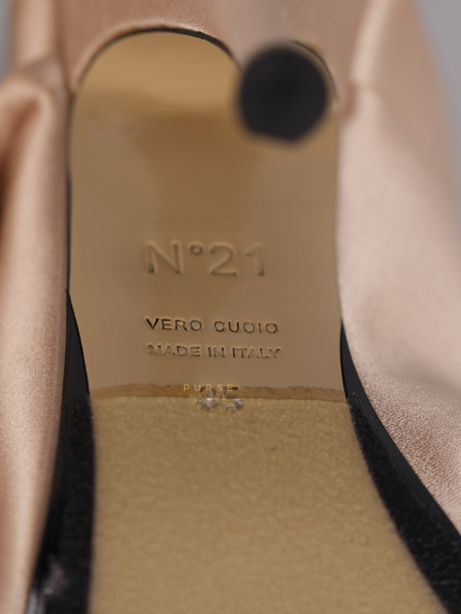 Ronny Pleated Crystal Heels in Cipria Size 35 EU (22 cm) | Purse Maison Luxury Bags Shop