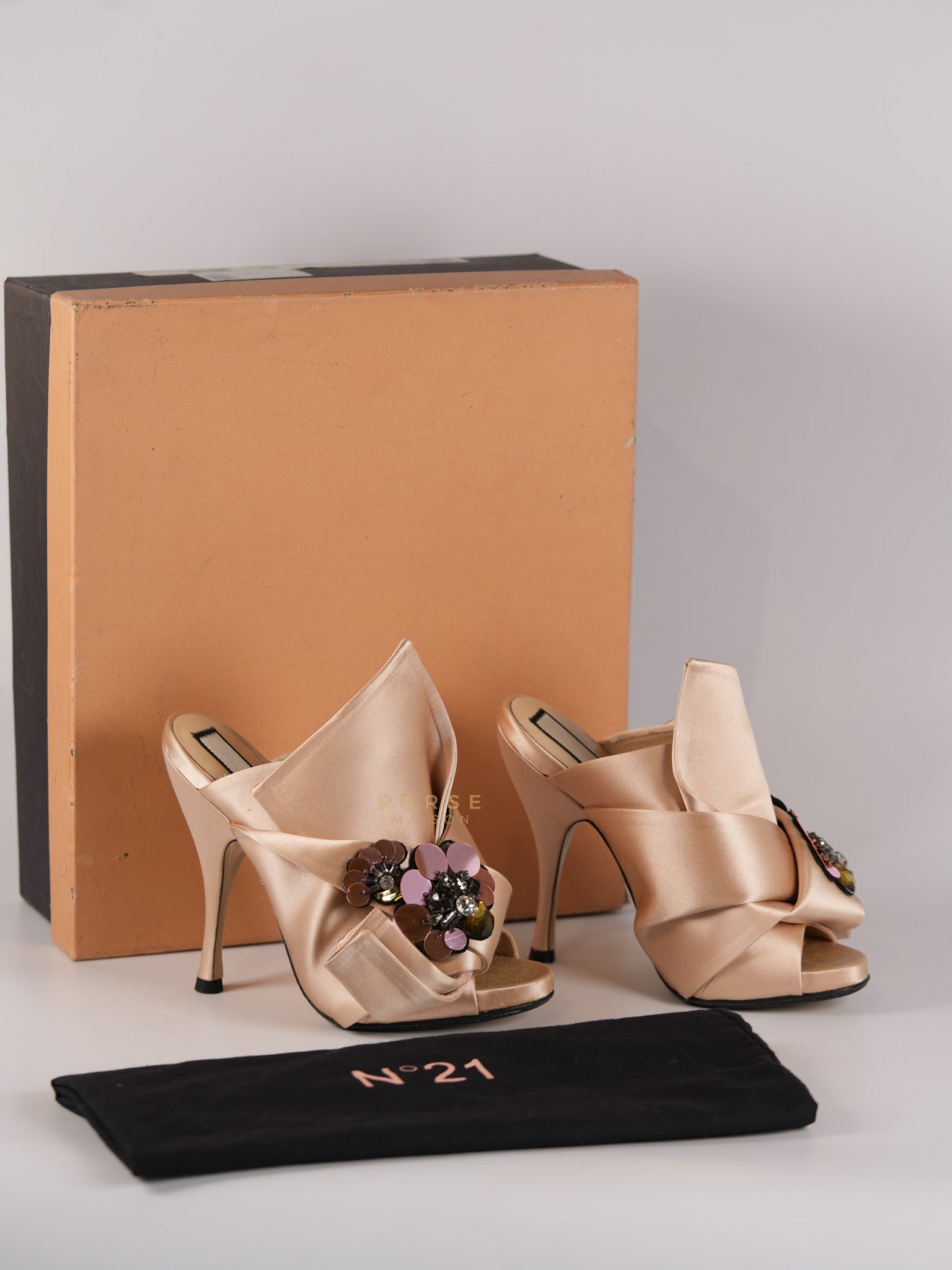 Ronny Pleated Crystal Heels in Cipria Size 35 EU (22 cm) | Purse Maison Luxury Bags Shop