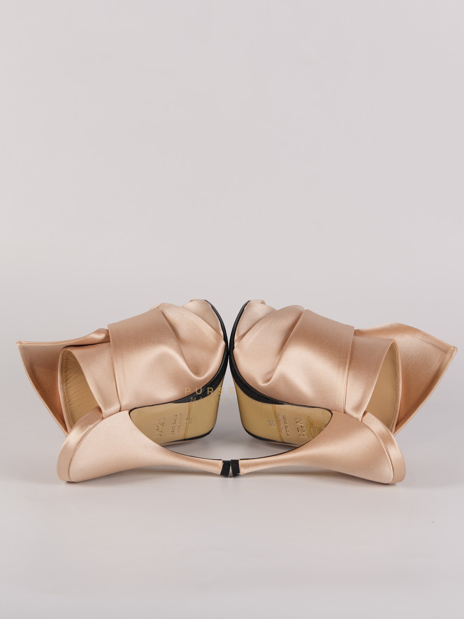 Ronny Pleated Crystal Heels in Cipria Size 35 EU (22 cm) | Purse Maison Luxury Bags Shop