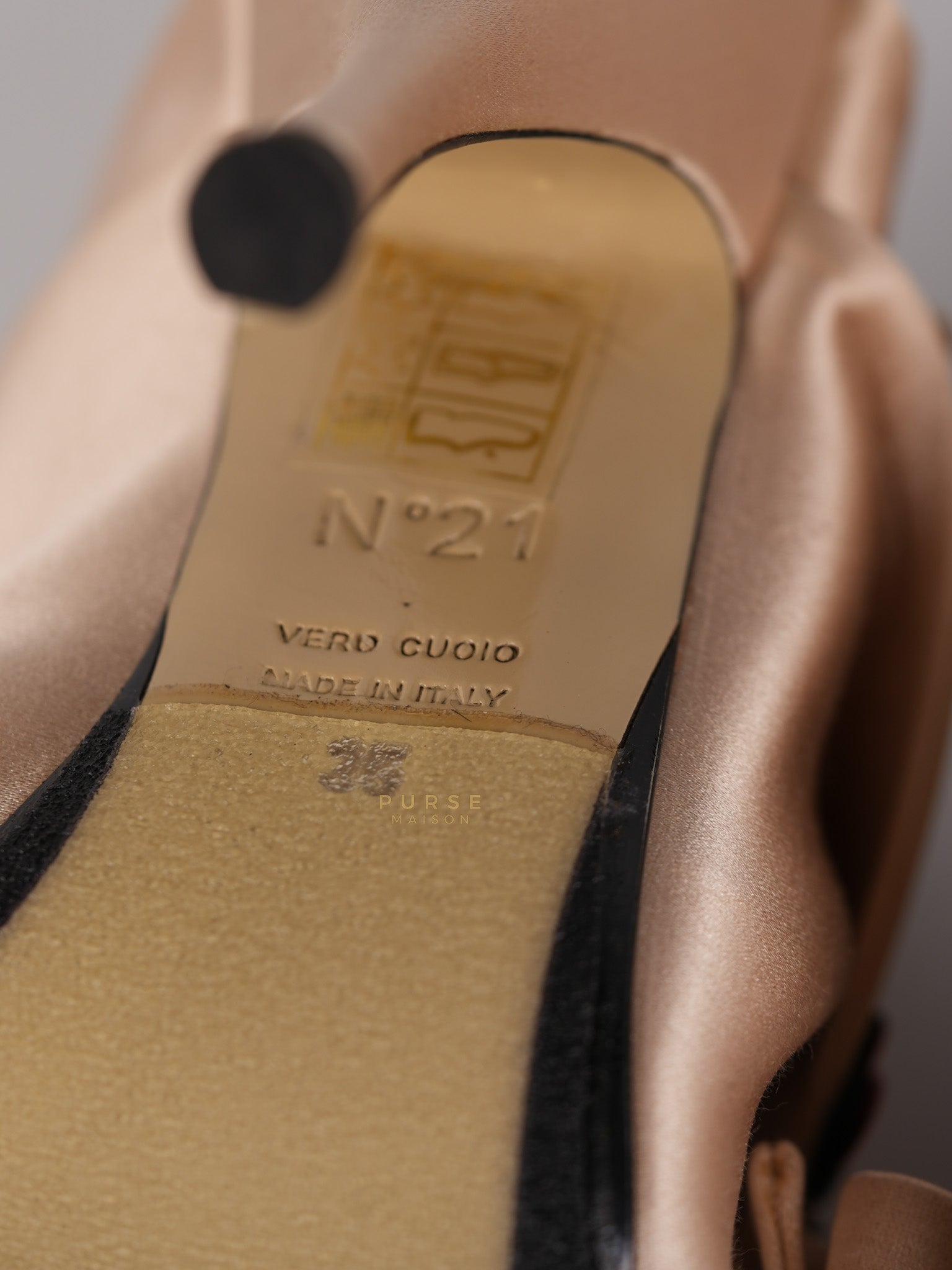 Ronny Pleated Crystal Heels in Cipria Size 35 EU (22 cm) | Purse Maison Luxury Bags Shop