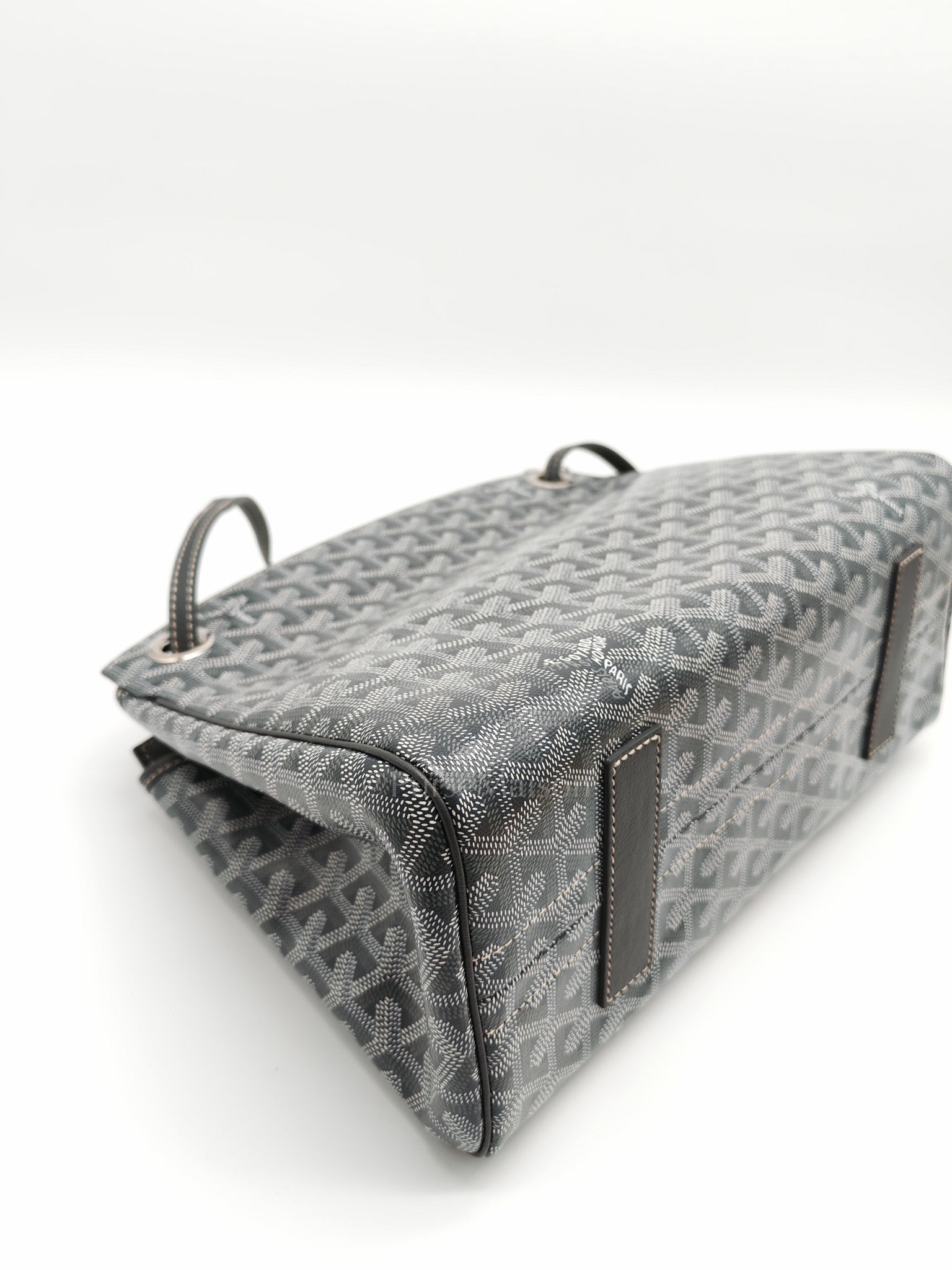 Rouette PM Gray in Goyardine Canvas Tote Bag | Purse Maison Luxury Bags Shop