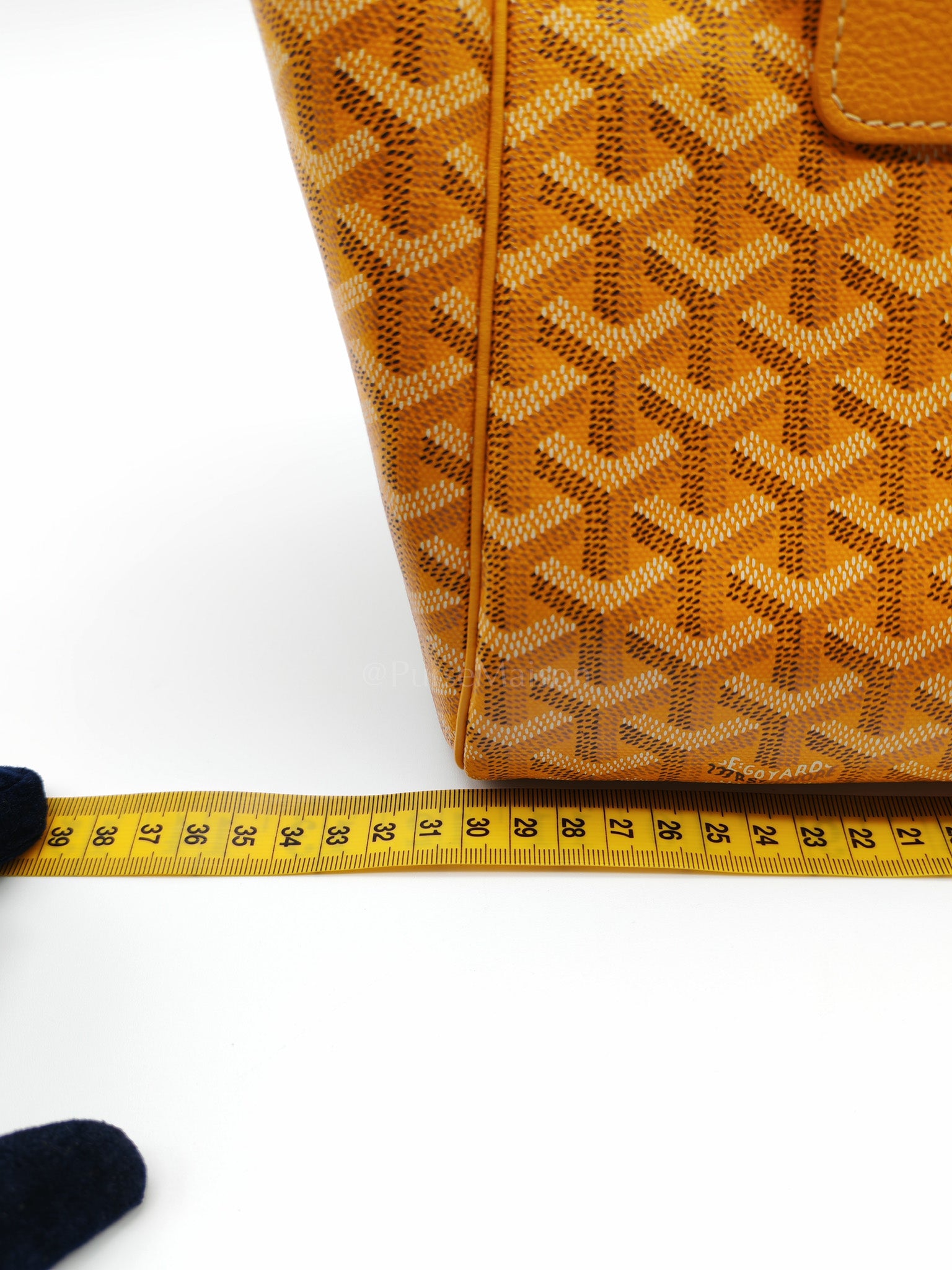 Rouette PM Jaune in Goyardine Canvas Tote Bag | Purse Maison Luxury Bags Shop