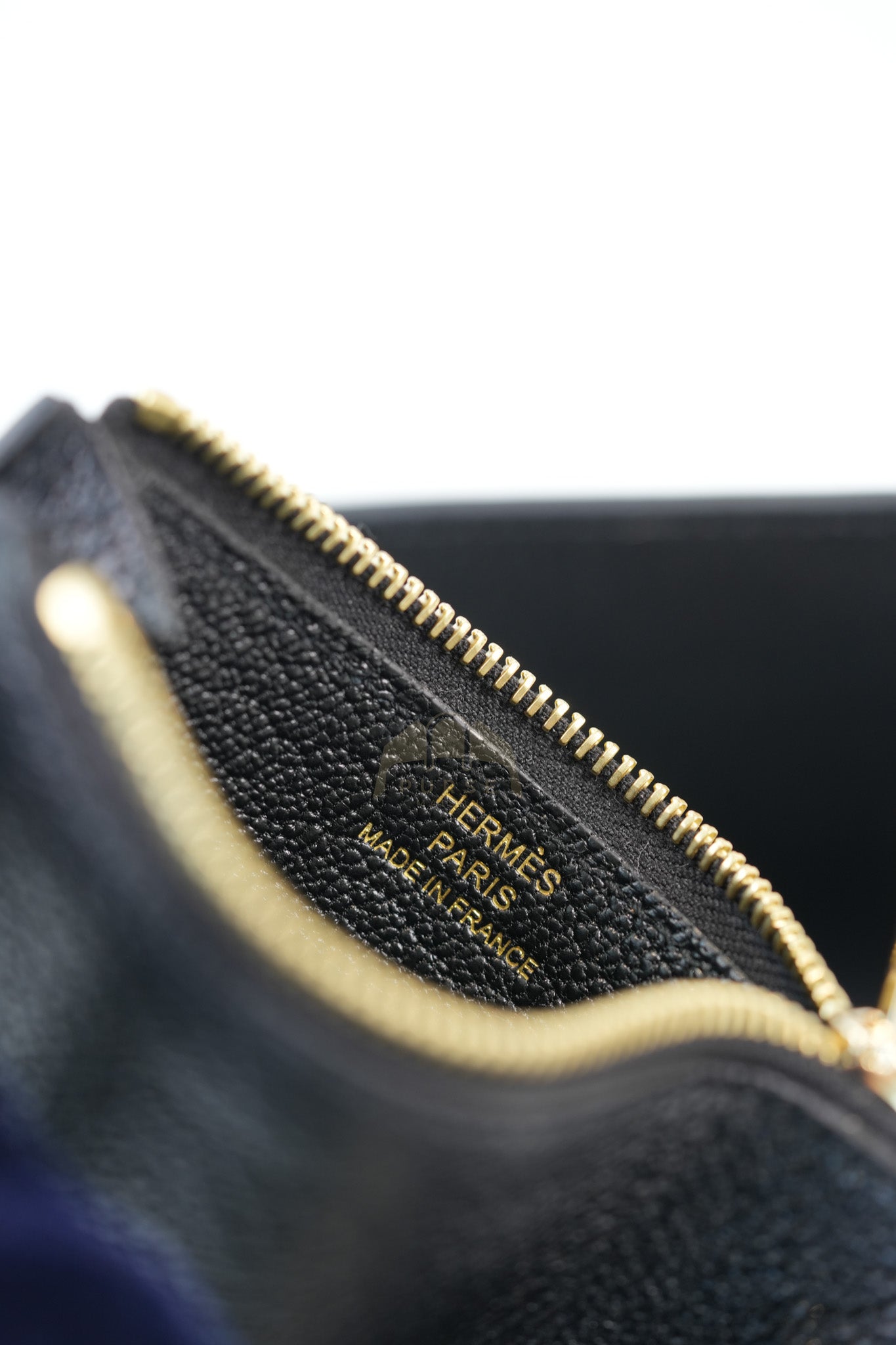 Roulis Slim Black in Chevre Mysore Leather and Gold Hardware Stamp B (2023) | Purse Maison Luxury Bags Shop