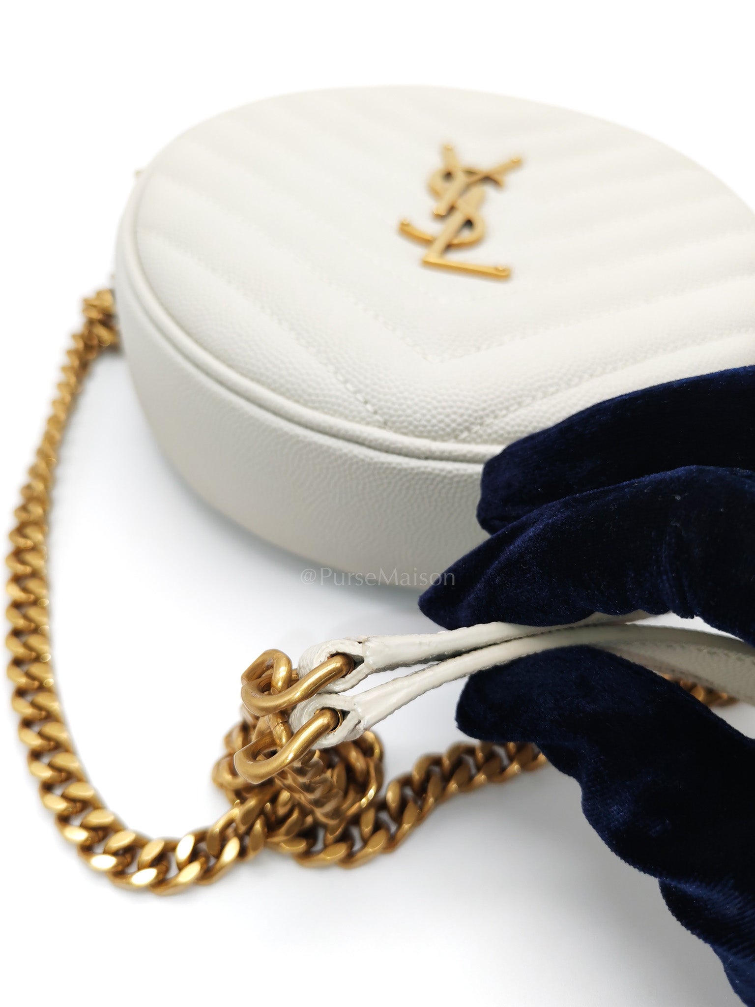 Matelasse Ivory in Chevron Quilted Grain de Poudre Round Camera Bag