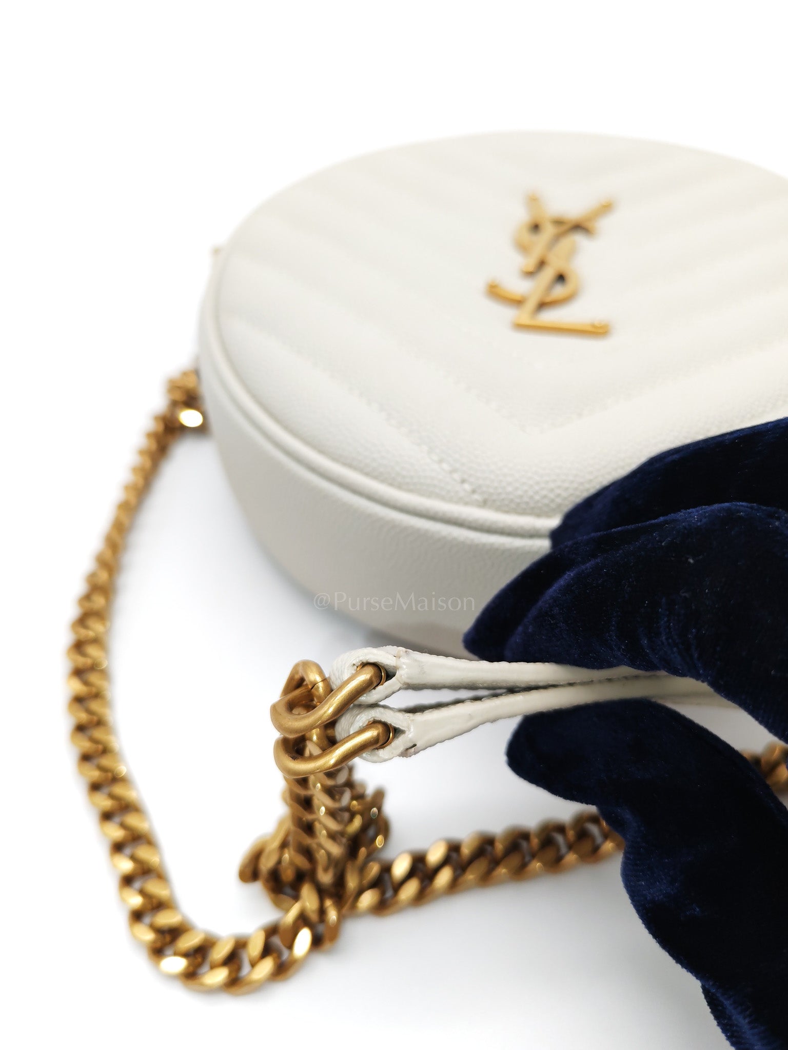 Matelasse Ivory in Chevron Quilted Grain de Poudre Round Camera Bag