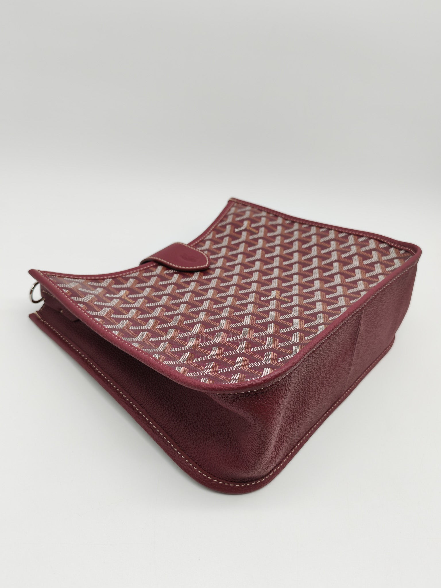 Sac Musette Crossbody Bag PM in Burgundy Goyardine Canvas | Purse Maison Luxury Bags Shop