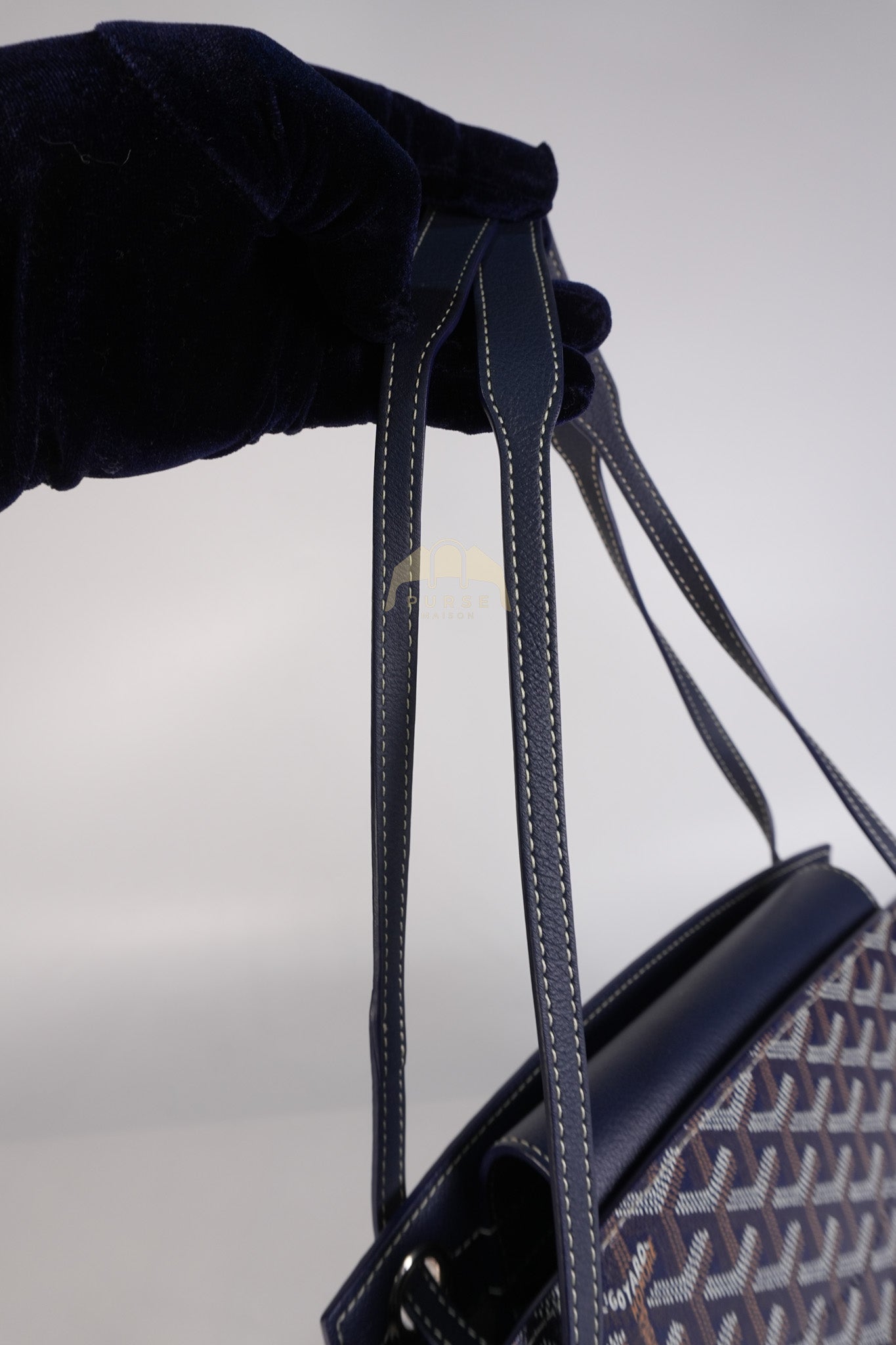 Sac Rouette PM in Navy Blue/ Bleu Marine Goyardine Canvas | Purse Maison Luxury Bags Shop