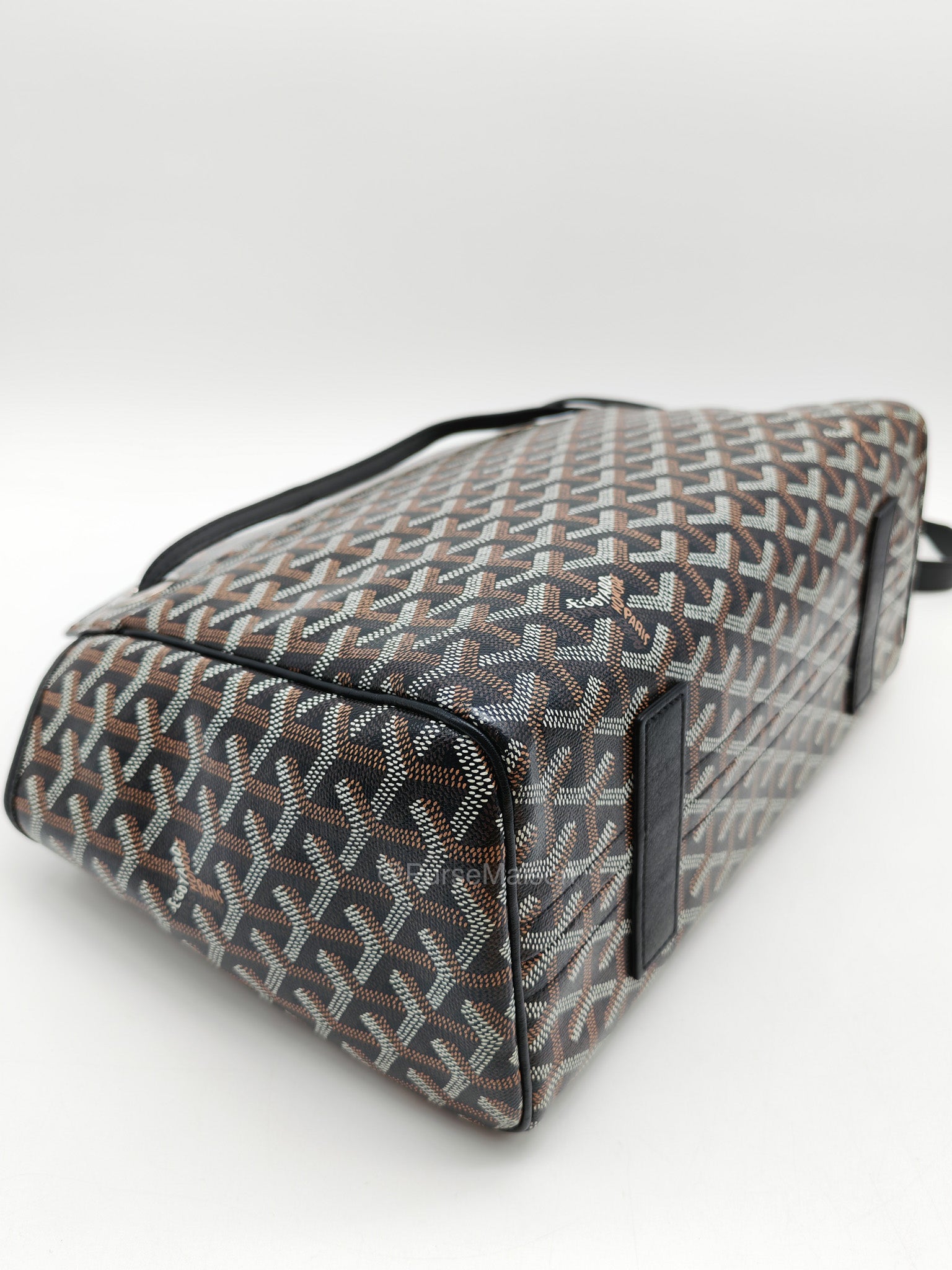 Sac Rouette Souple PM in Black Goyardine Canvas | Purse Maison Luxury Bags Shop