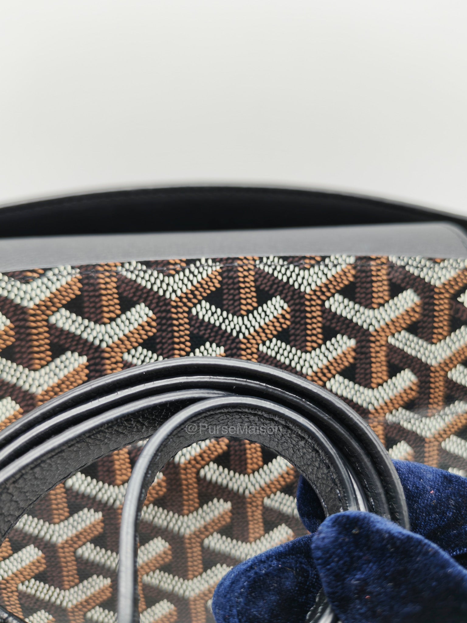 Sac Rouette Souple PM in Black Goyardine Canvas | Purse Maison Luxury Bags Shop