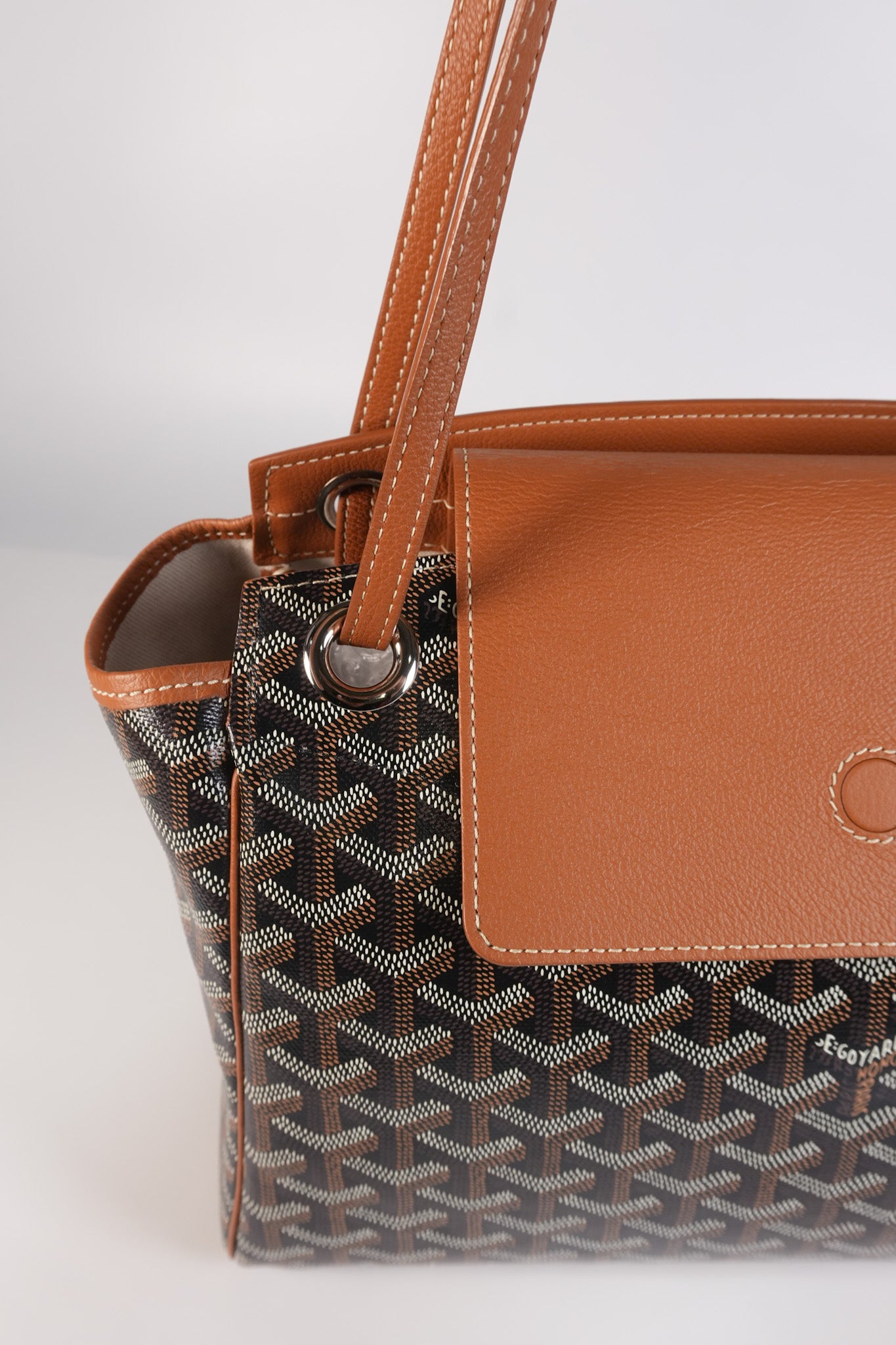 Sac Rouette Souple PM in Noir Et Naturel/Tan | Purse Maison Luxury Bags Shop